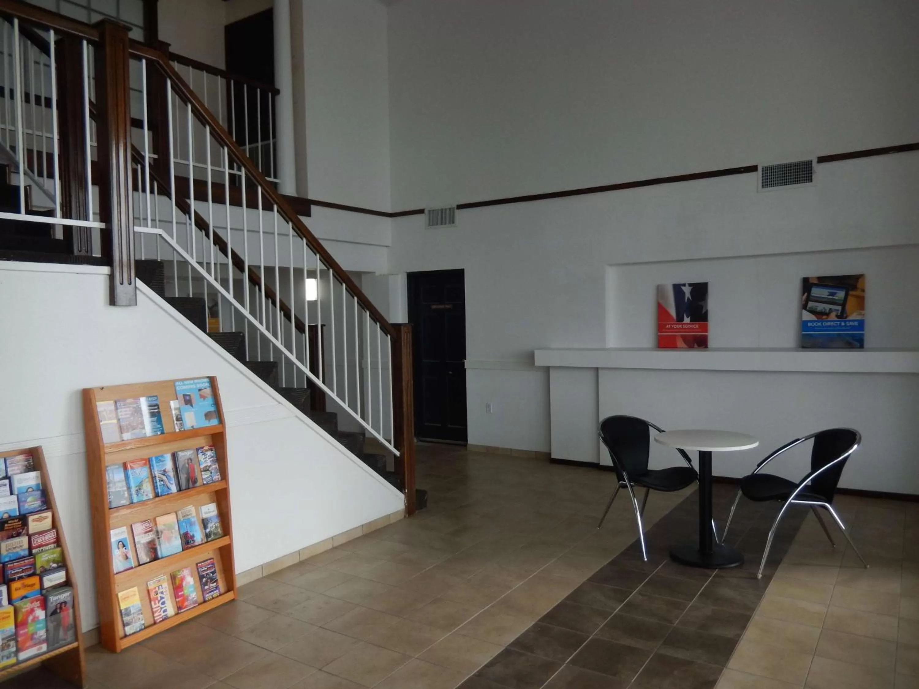 Library in Motel 6-Portland, TX