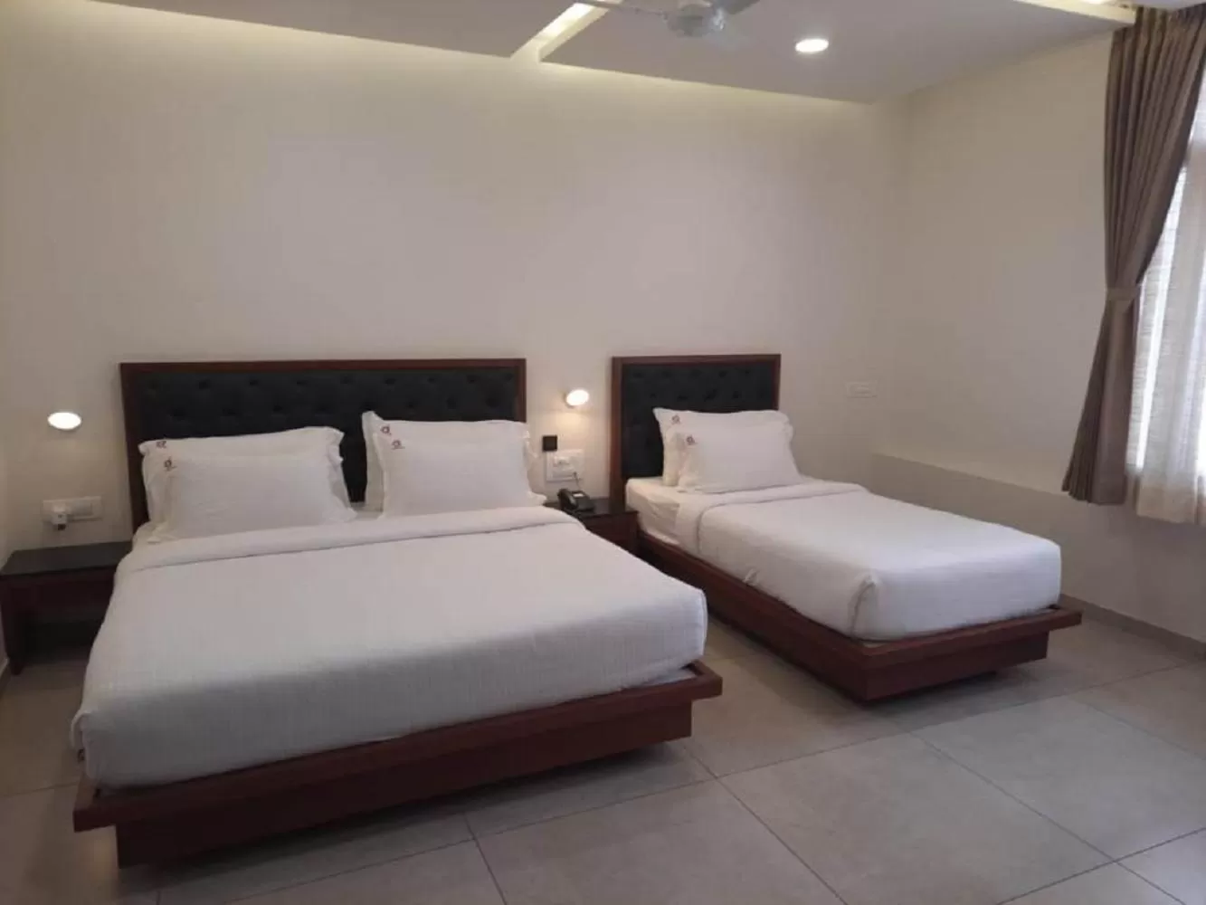 Bedroom, Bed in Ashok inn