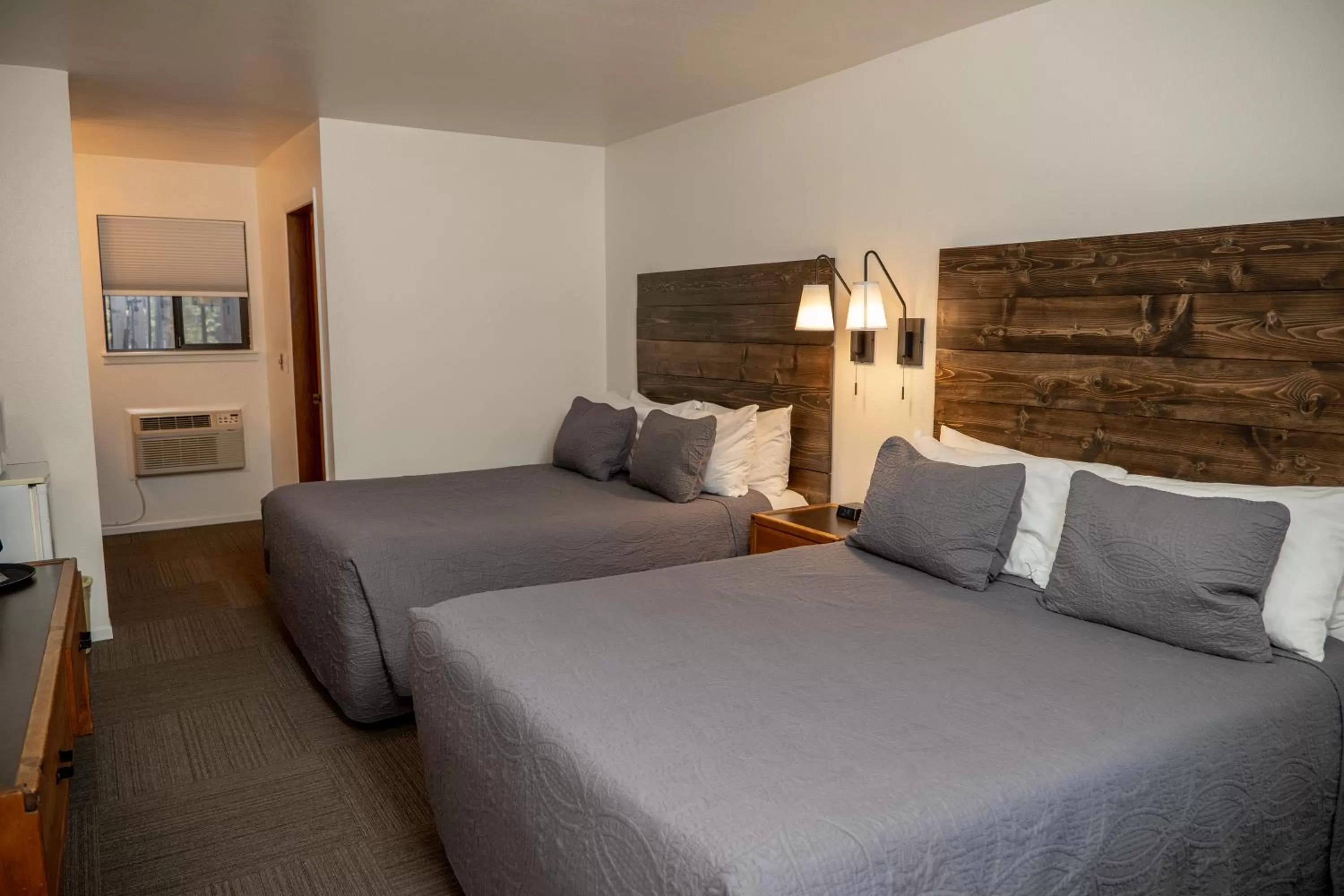 Bed in Eagle Cap Chalets