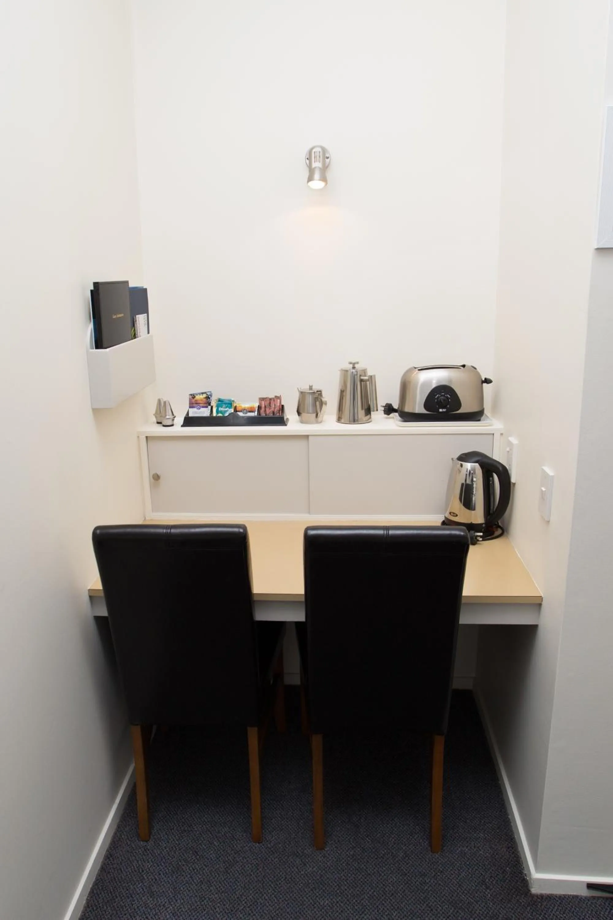 Coffee/tea facilities in The Coast Motel