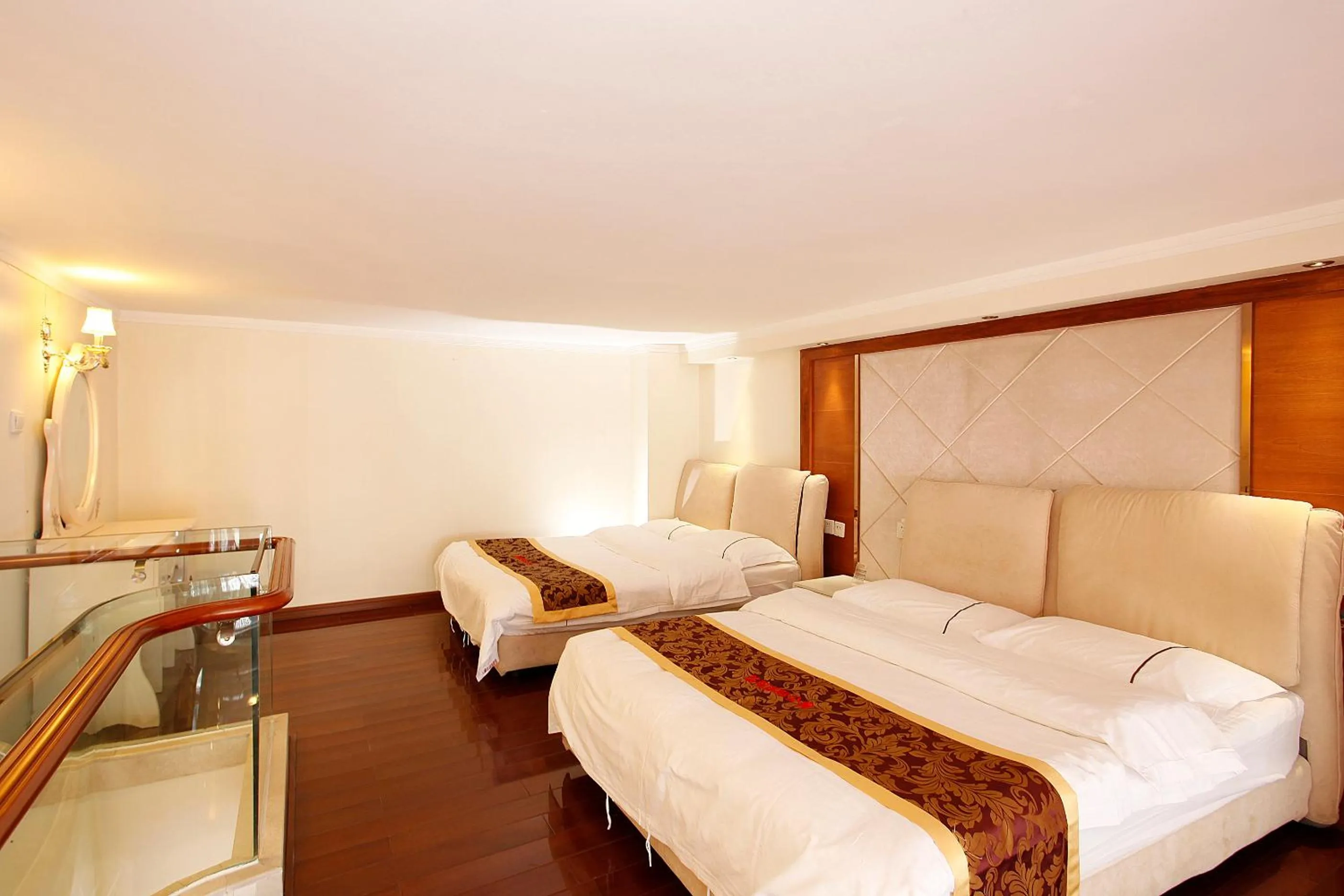 Bed in Guangzhou Hakka Apartment Beijing Road