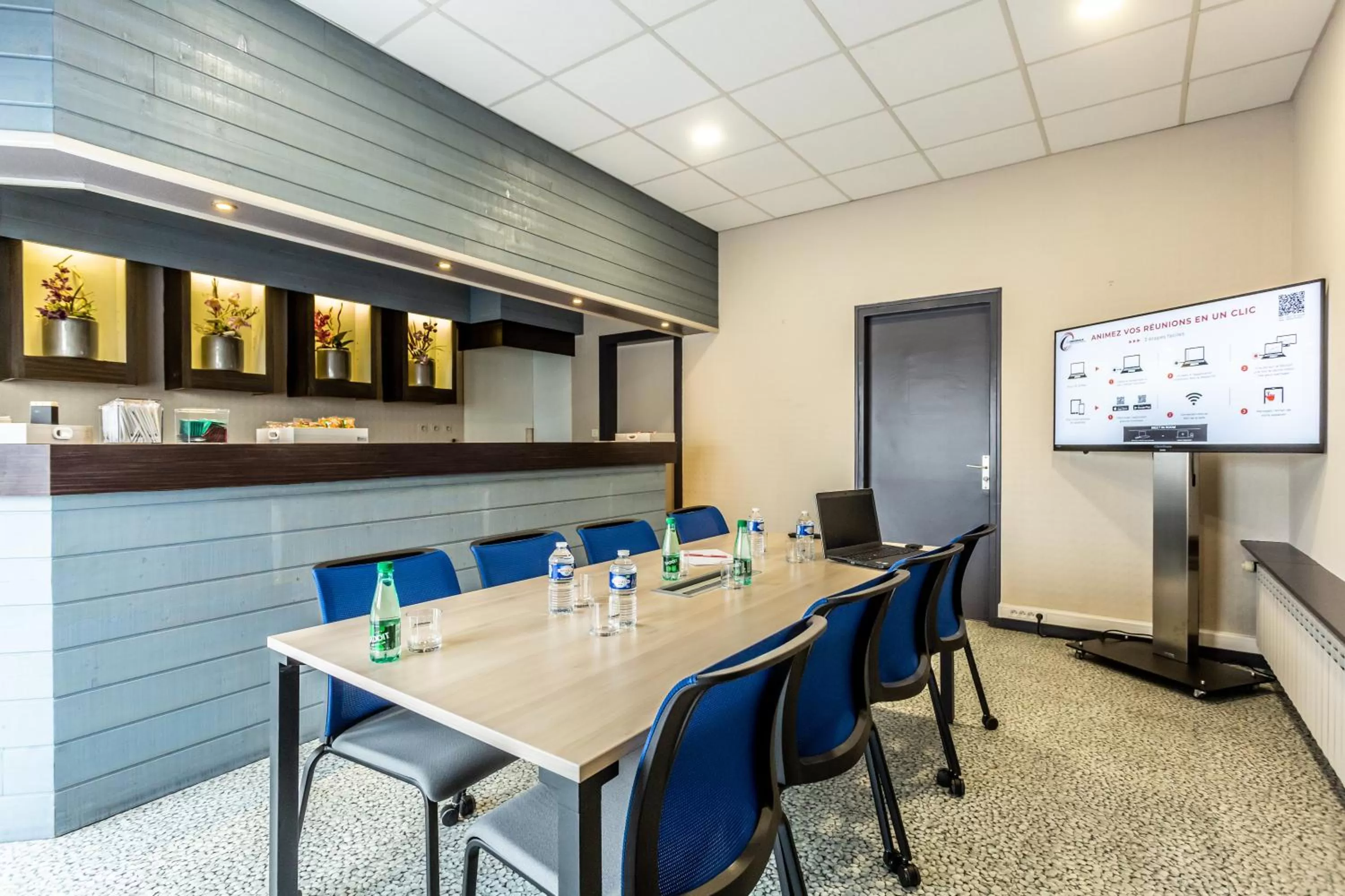 Business facilities in Hôtel The Originals City Le Berry - proche centre-ville - Gare - parking - recharge véhicule