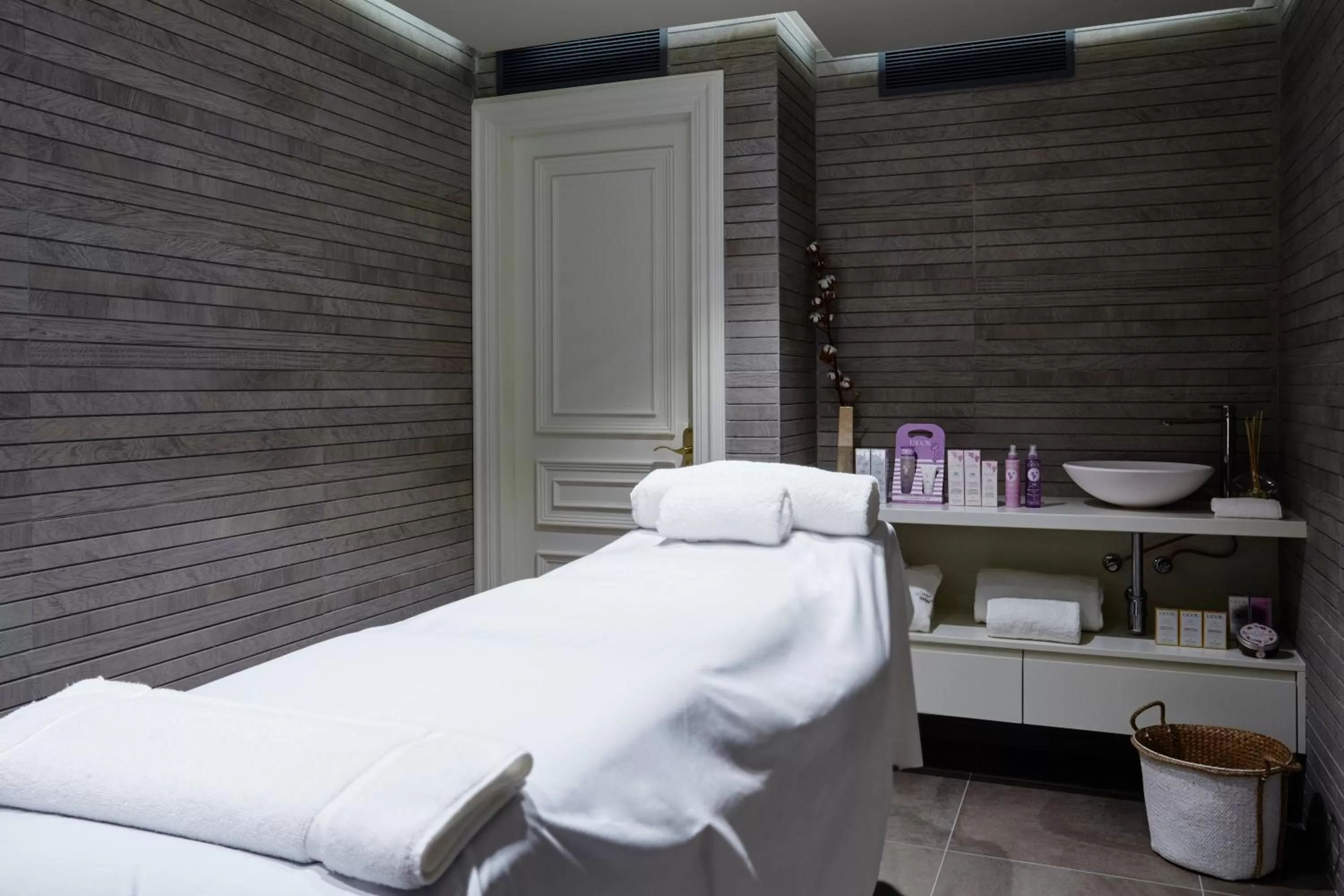 Massage in Hotel Casa Vilella 4* Sup