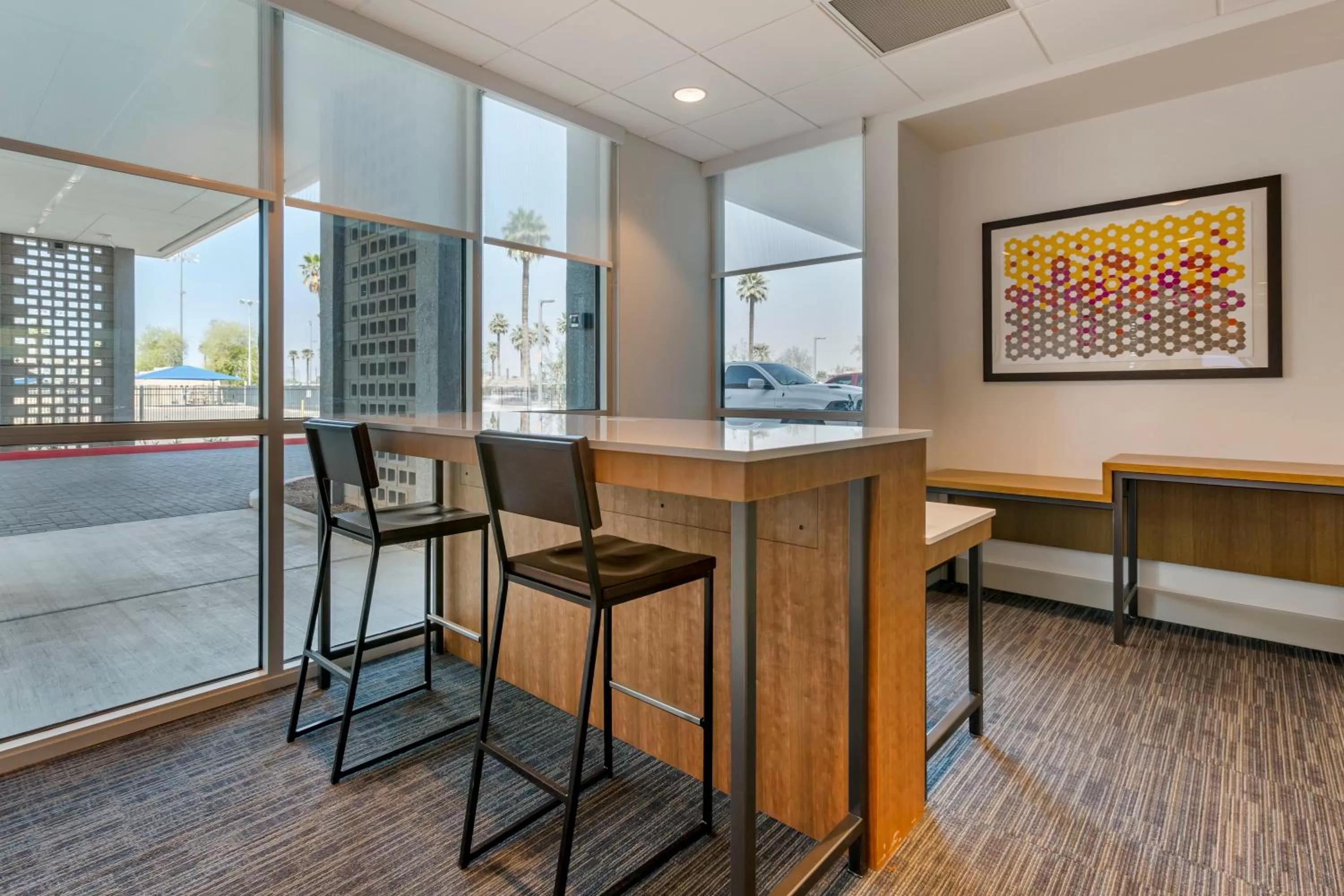 Lobby or reception in Holiday Inn Express & Suites - Phoenix Dwtn - State Capitol by IHG