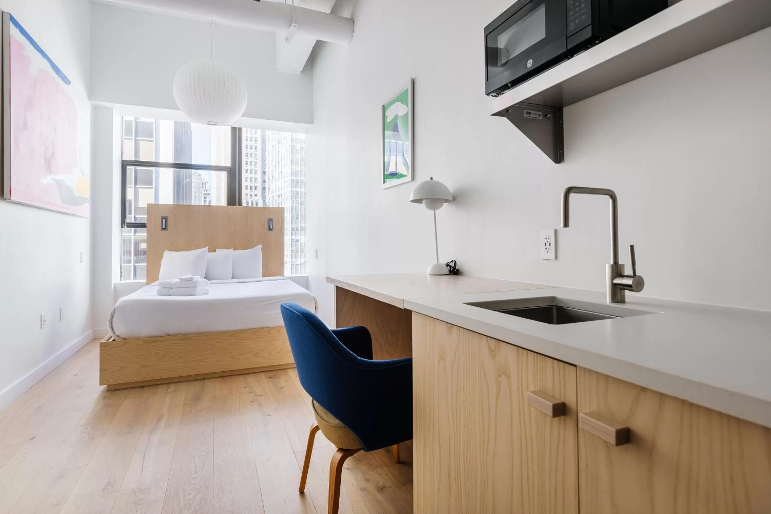 Bed in Placemakr Wall Street