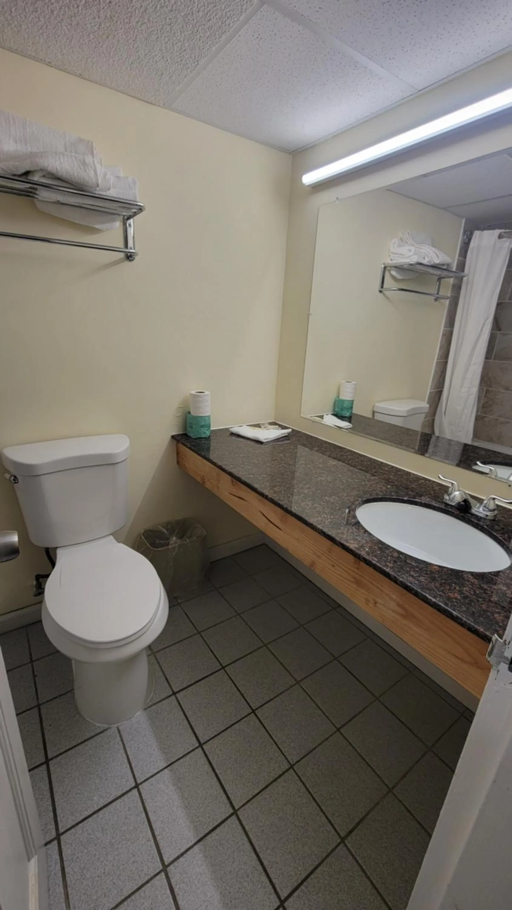 Bathroom in Town Inn