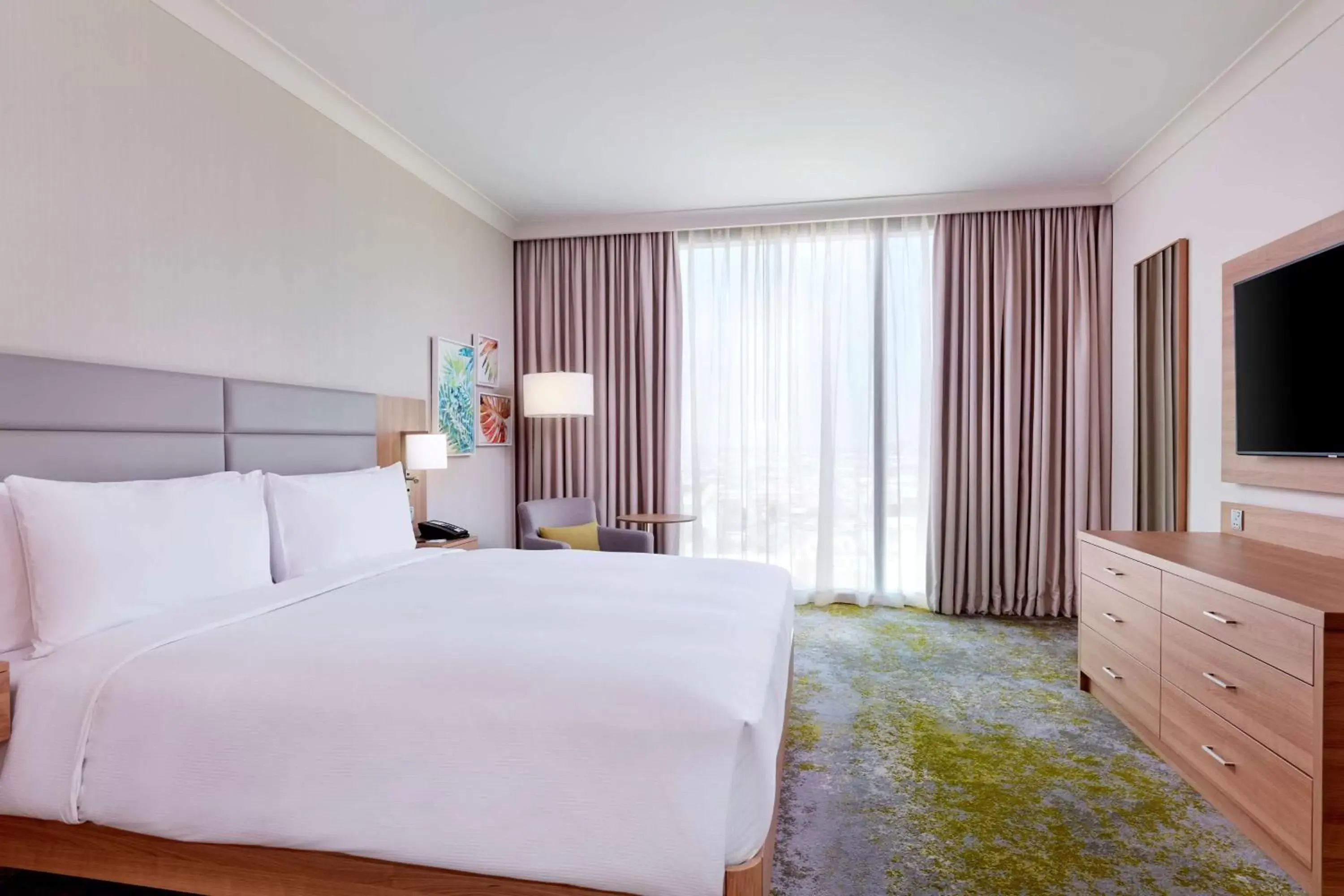 One-Bedroom King Suite in Hilton Garden Inn Kuwait One-Bedroom King Suite in Hilton Garden Inn Kuwait