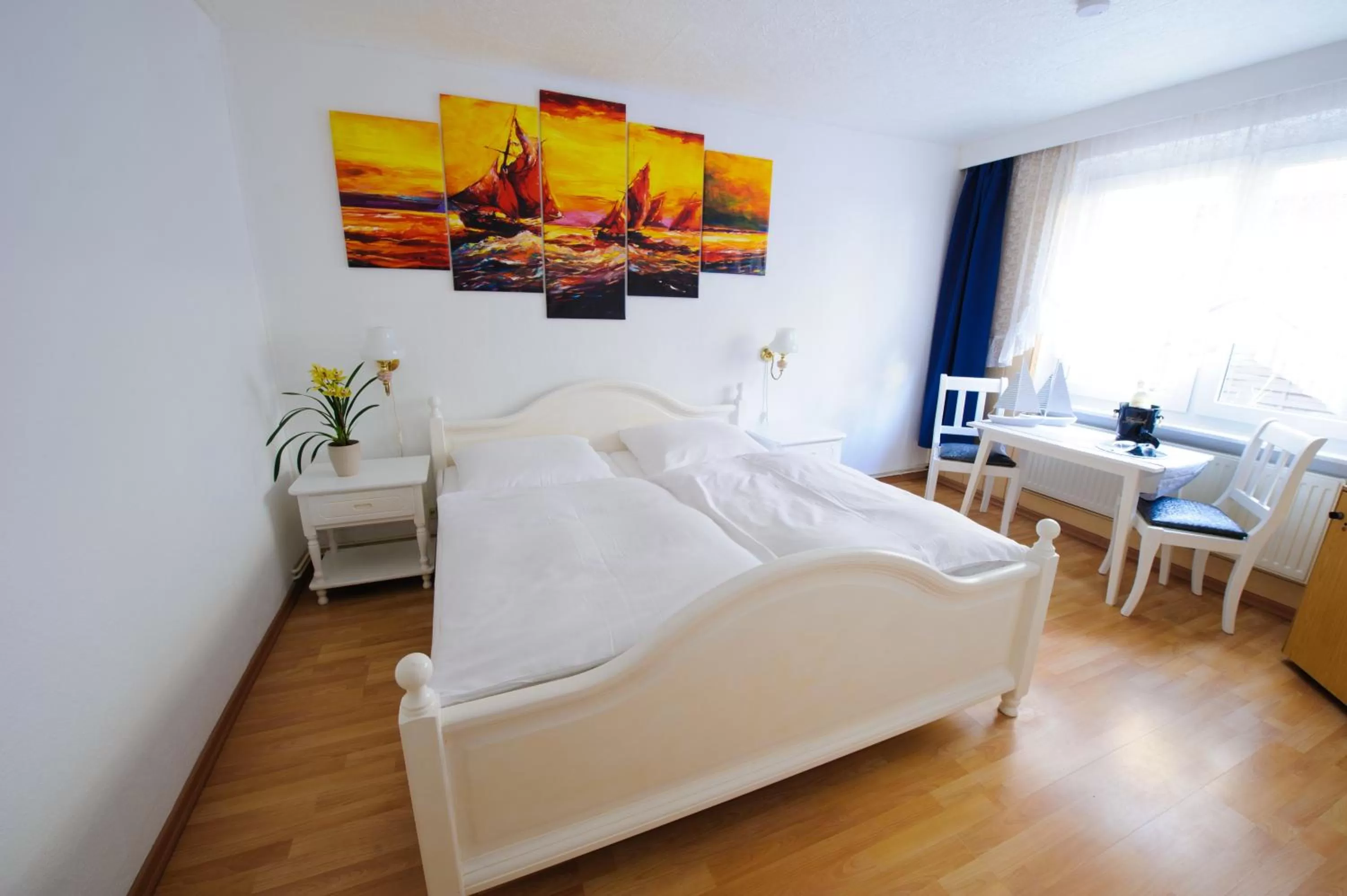 Photo of the whole room, Bed in Hotel Forsthaus Sellin
