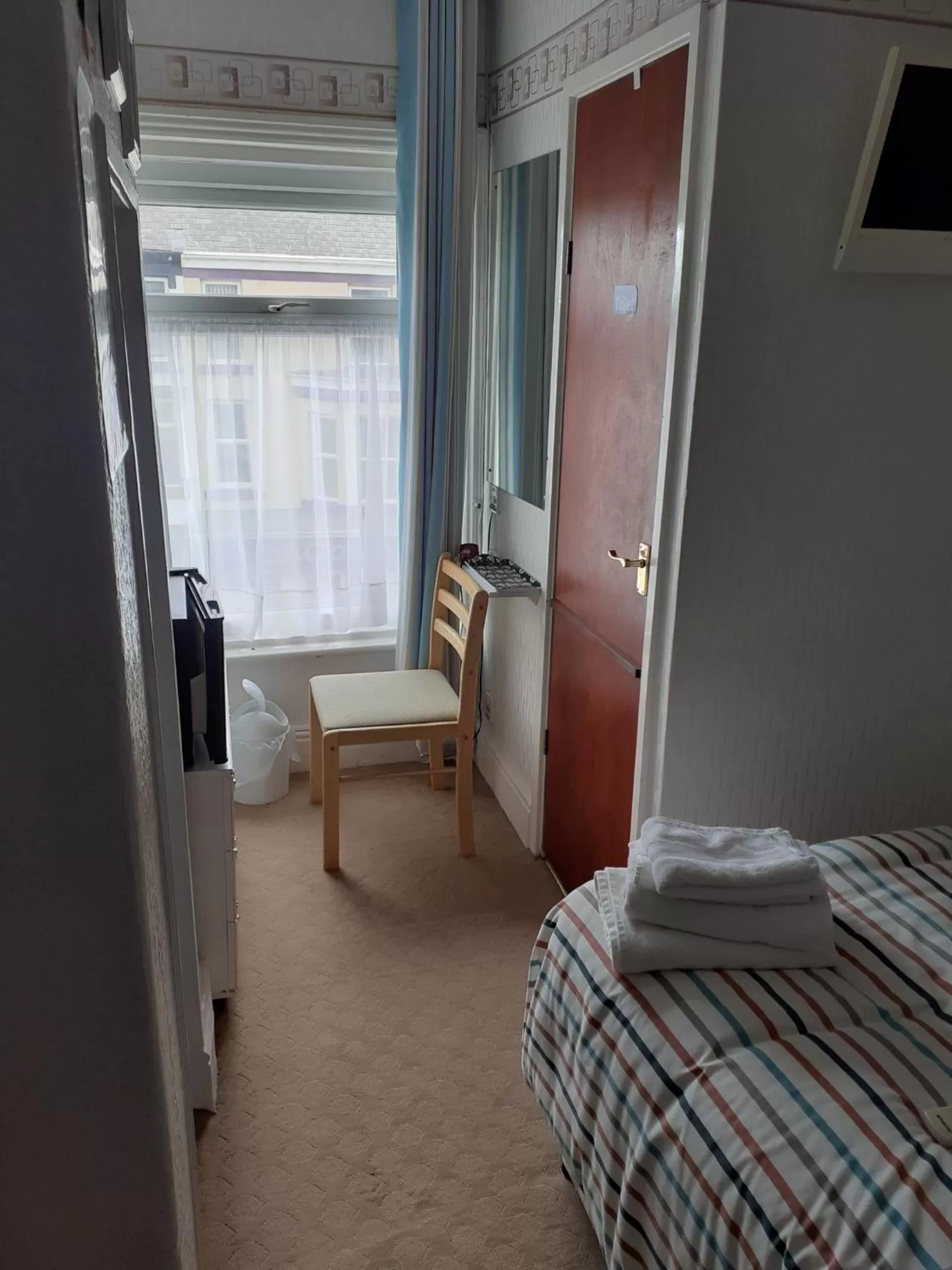 Photo of the whole room in Briny View Hotel