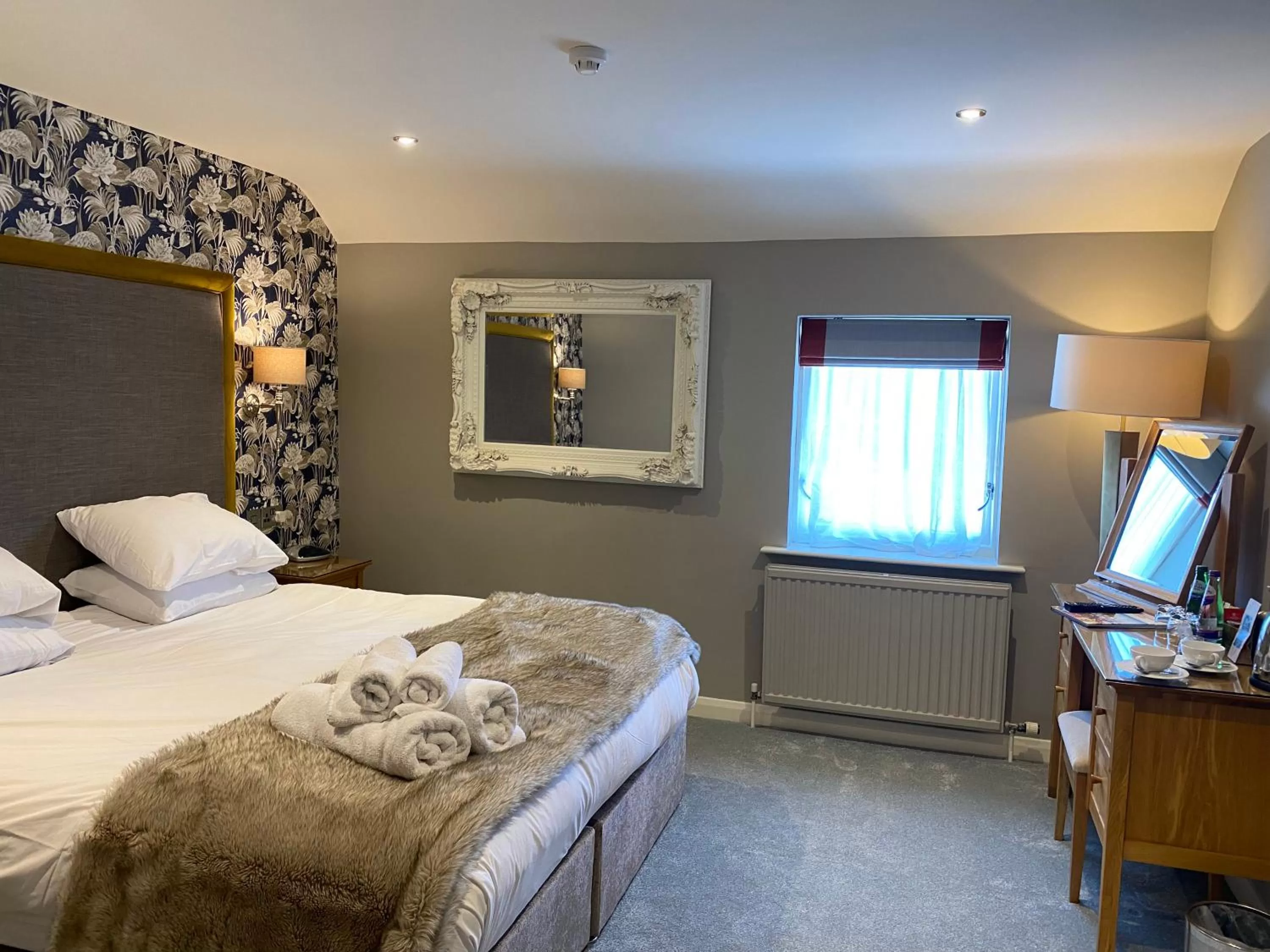 Bed in The General Tarleton