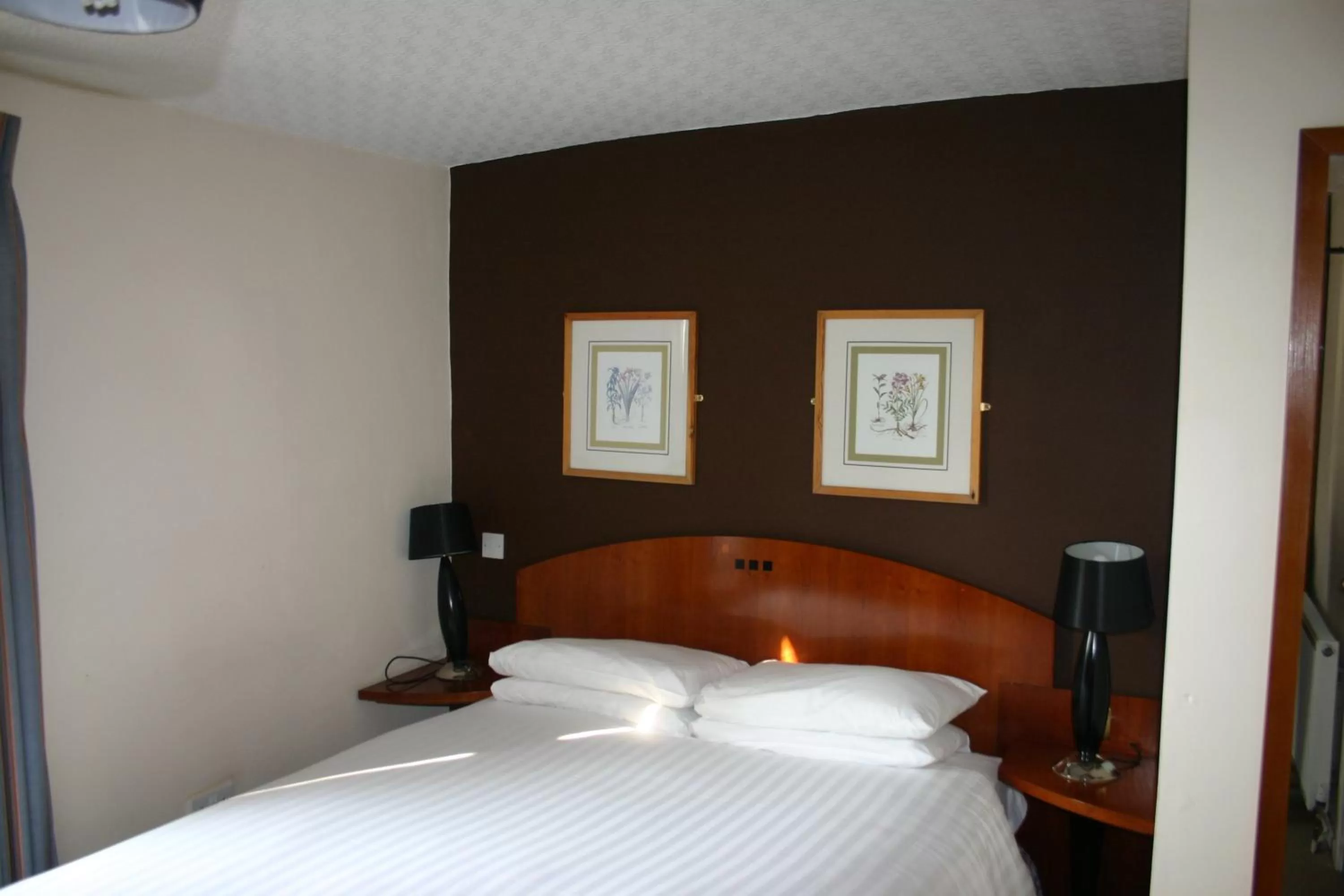 Photo of the whole room, Bed in The Vaults