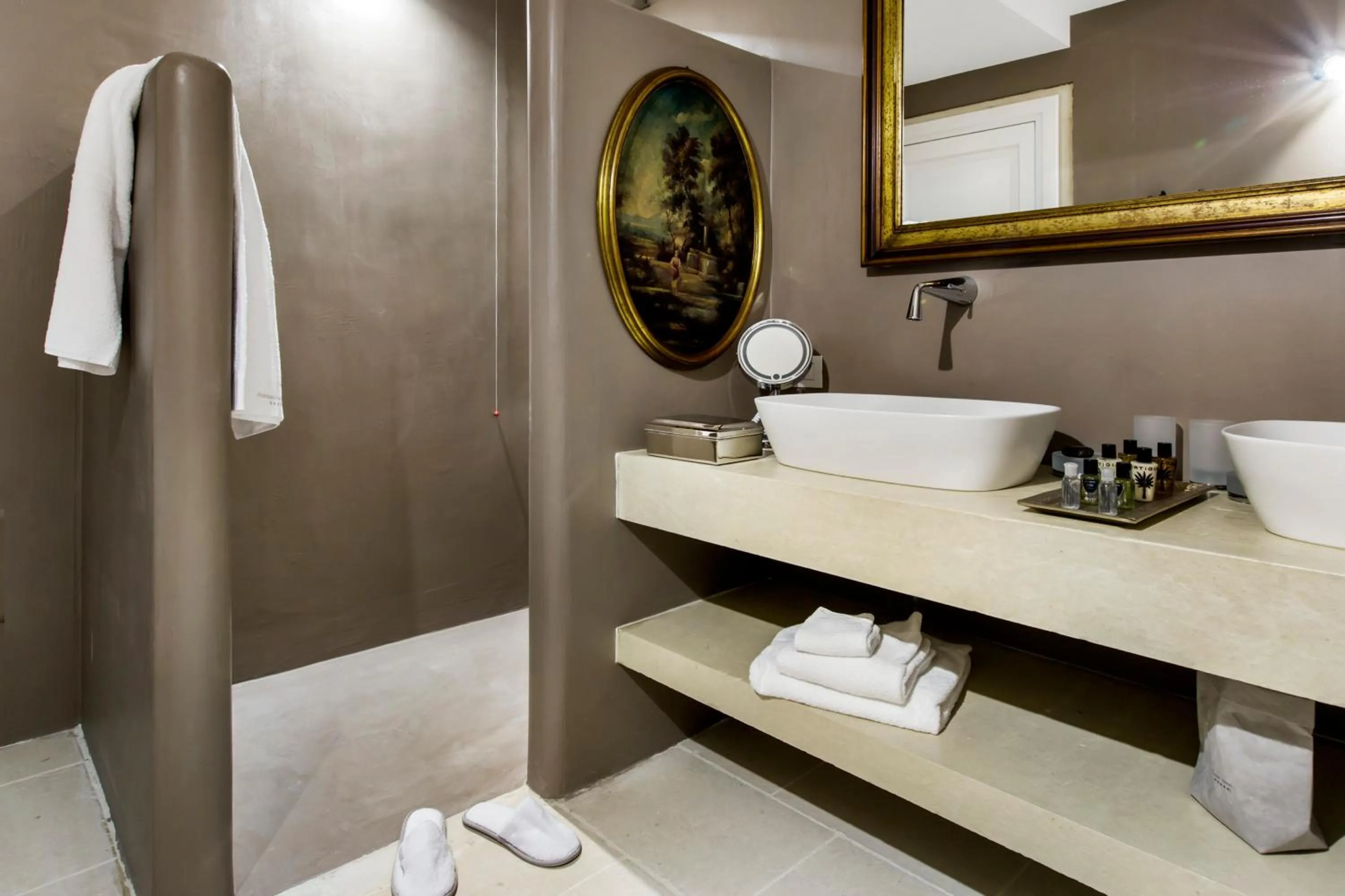 Bathroom in Palazzo Ducale Venturi - Luxury Hotel & Wellness