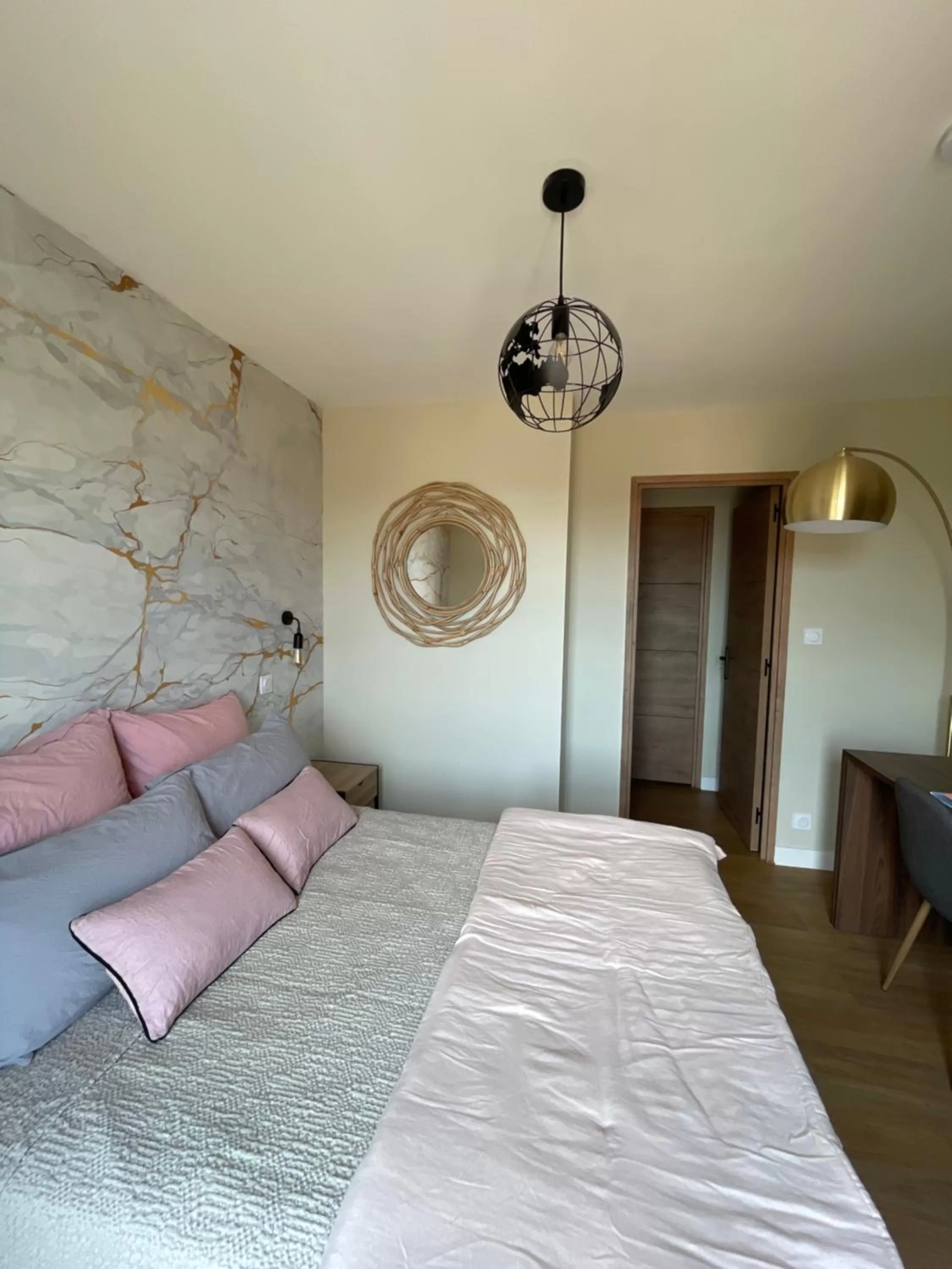 Bed in Chambre d'hôtes avec Jacuzzi Ventoux Cocoon