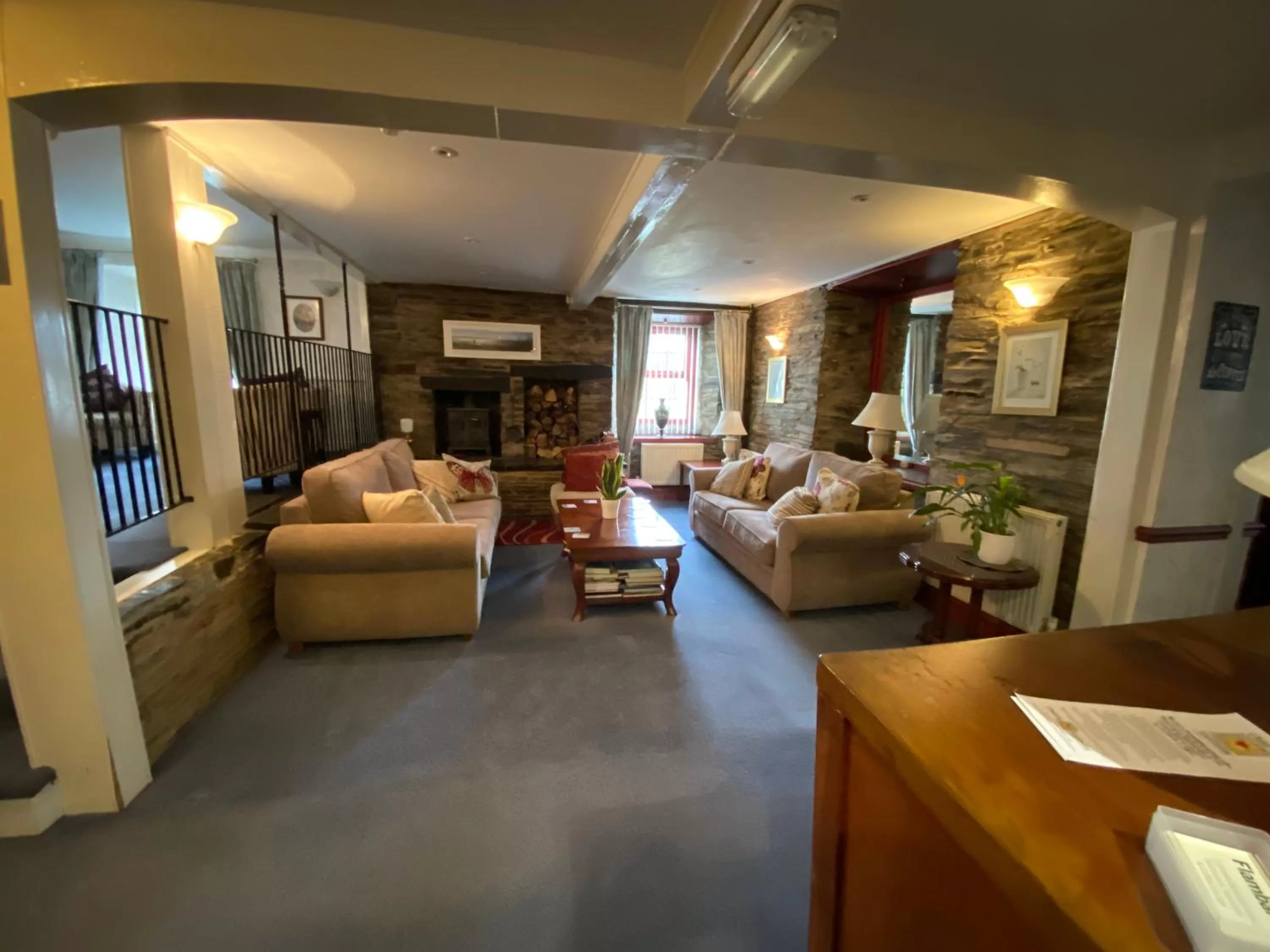 Living room in Flambards Hotel