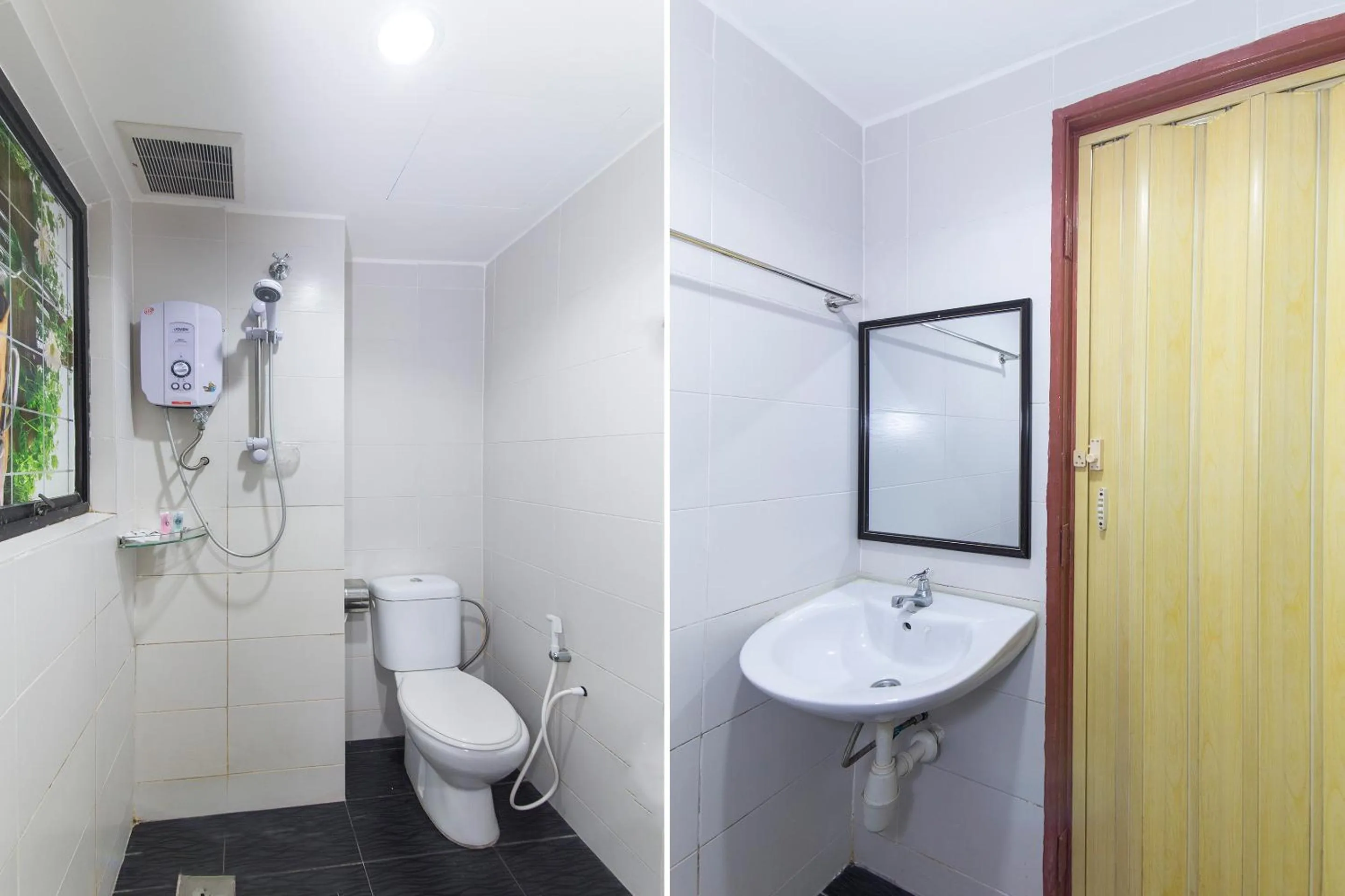 Bathroom in OYO 444 KL Empire Hotel