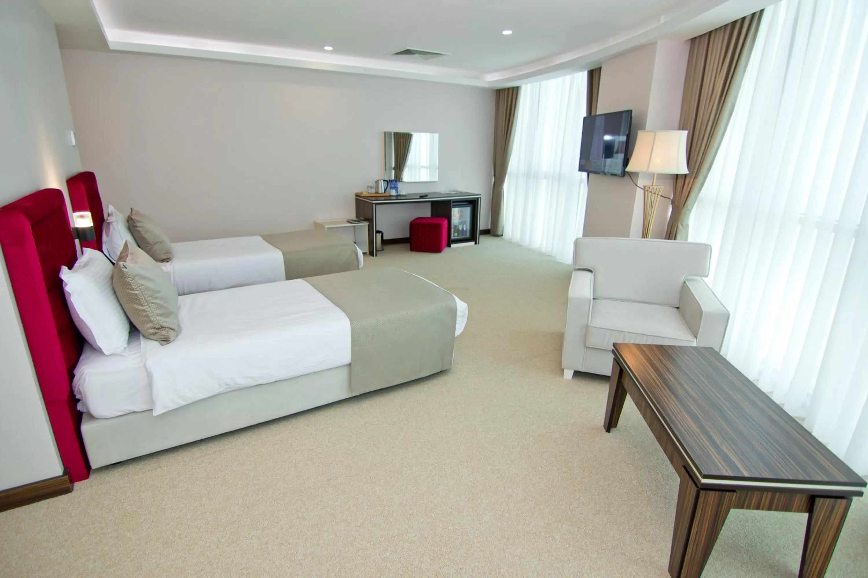 Photo of the whole room, Bed in Sky Tower King Hotel