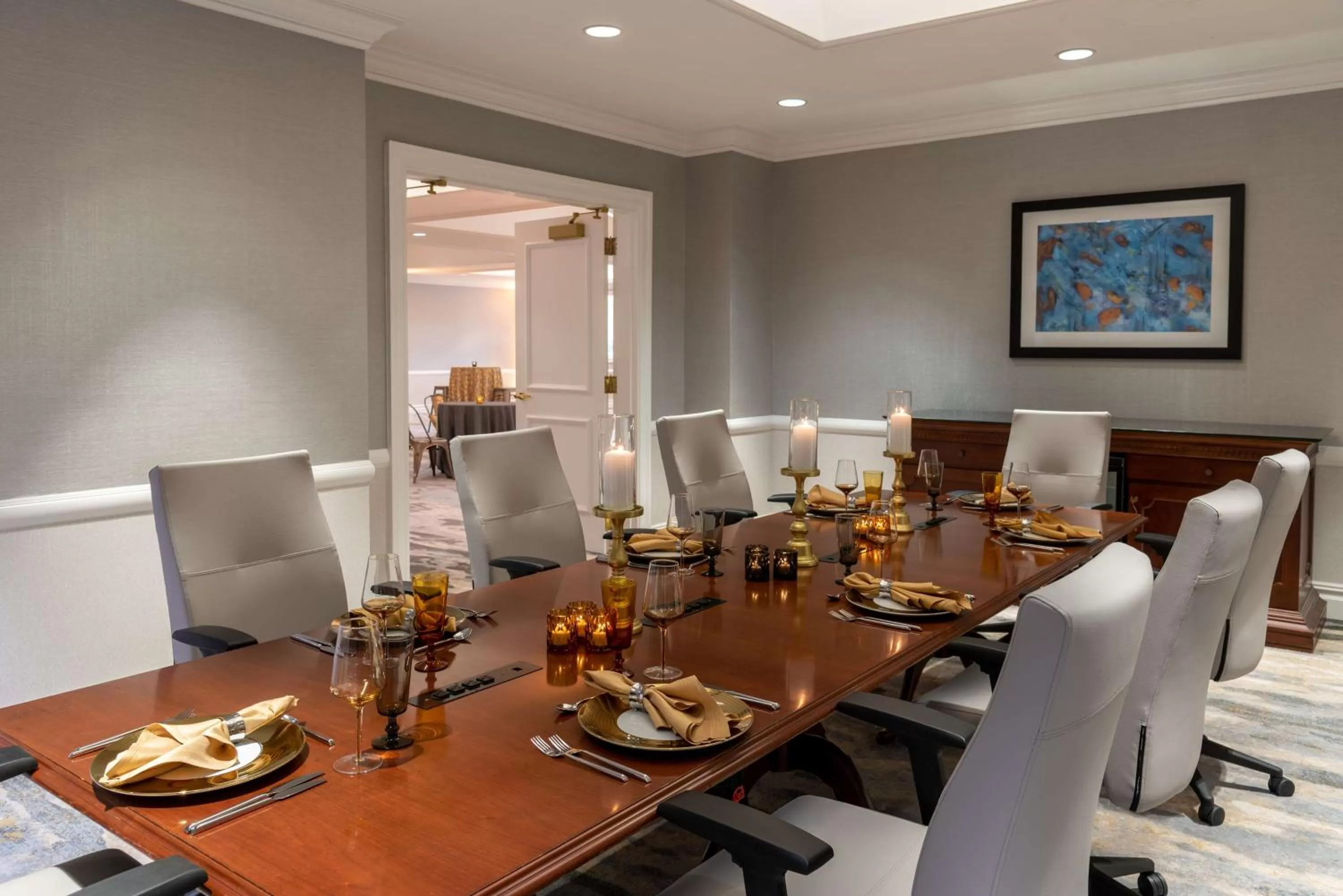 Meeting/conference room in Hilton Alexandria Mark Center