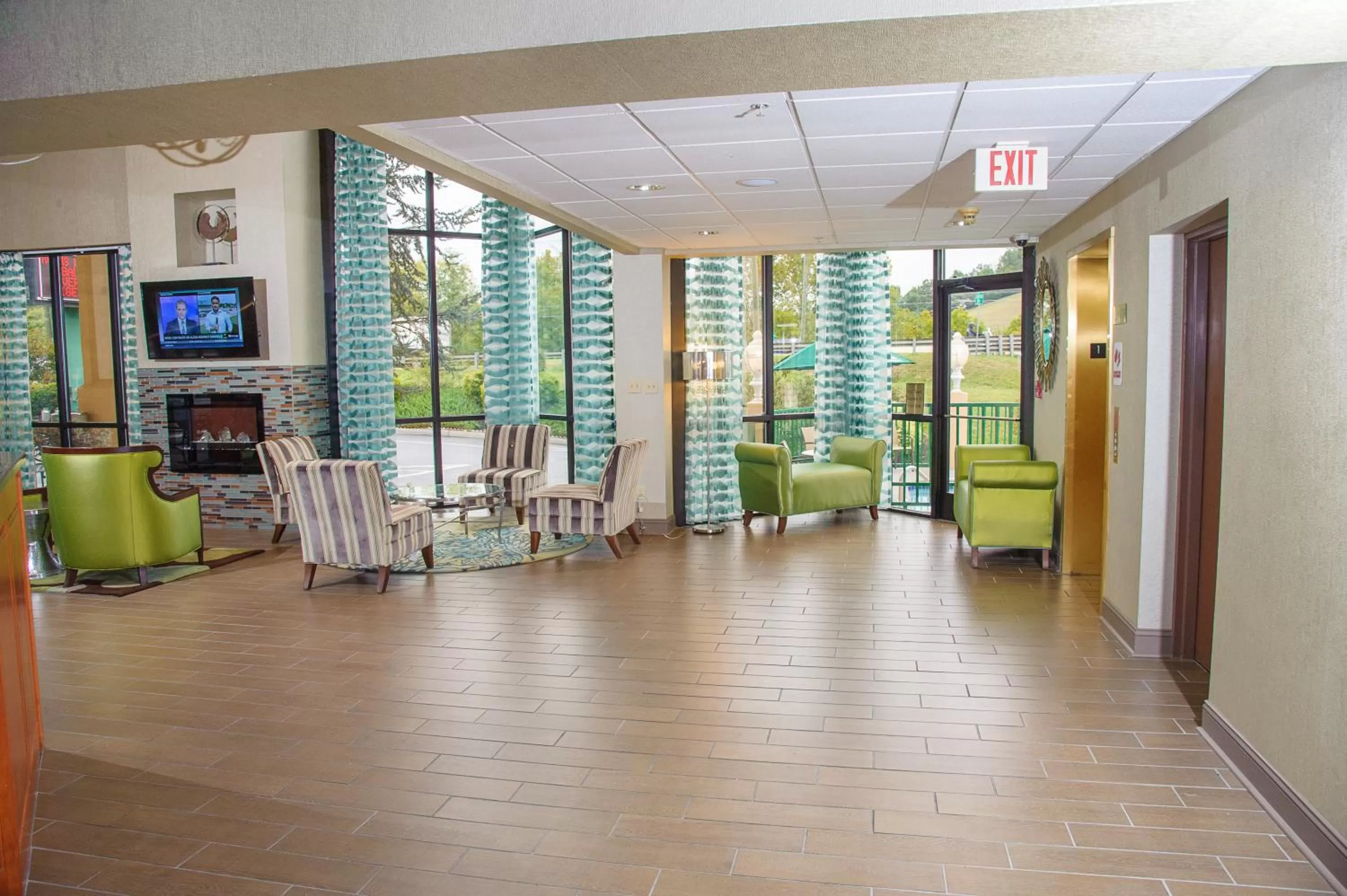 Lobby or reception in Pigeon River Inn