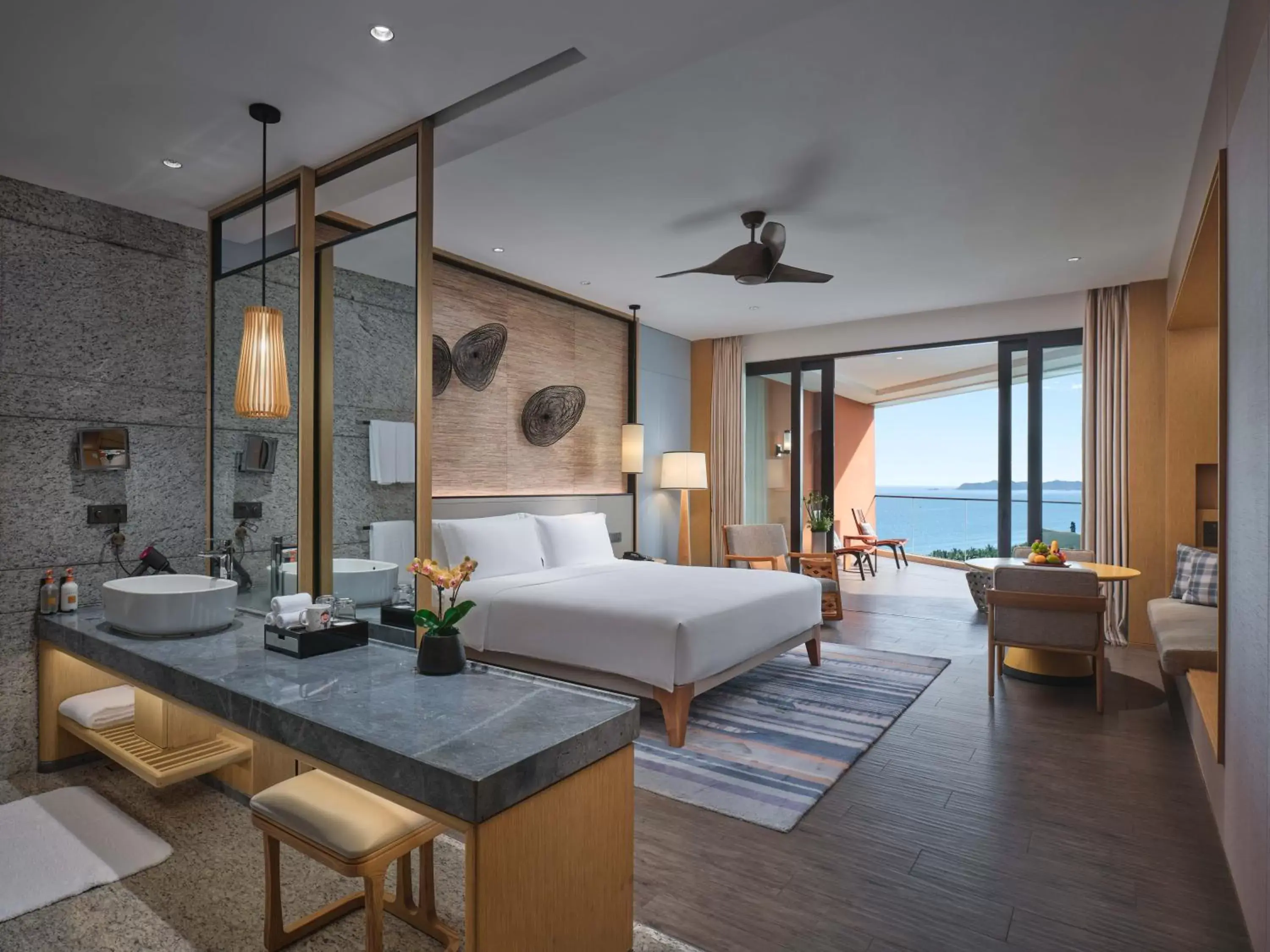 Standard King Room with Ocean View in Crowne Plaza Sanya Haitang Bay Resort by IHG Standard King Room with Ocean View in Crowne Plaza Sanya Haitang Bay Resort by IHG