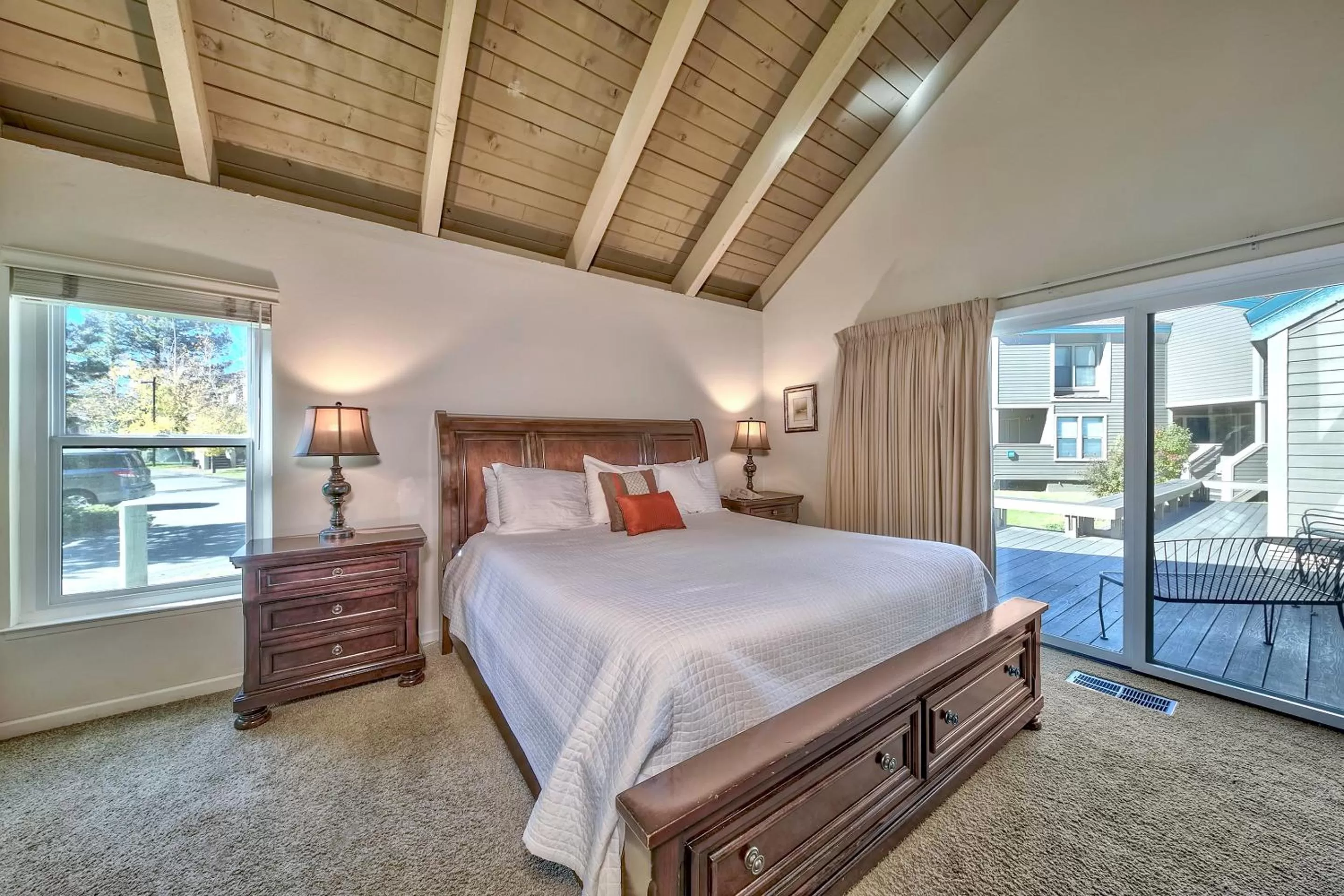 Bed in Lakeland Village at Heavenly