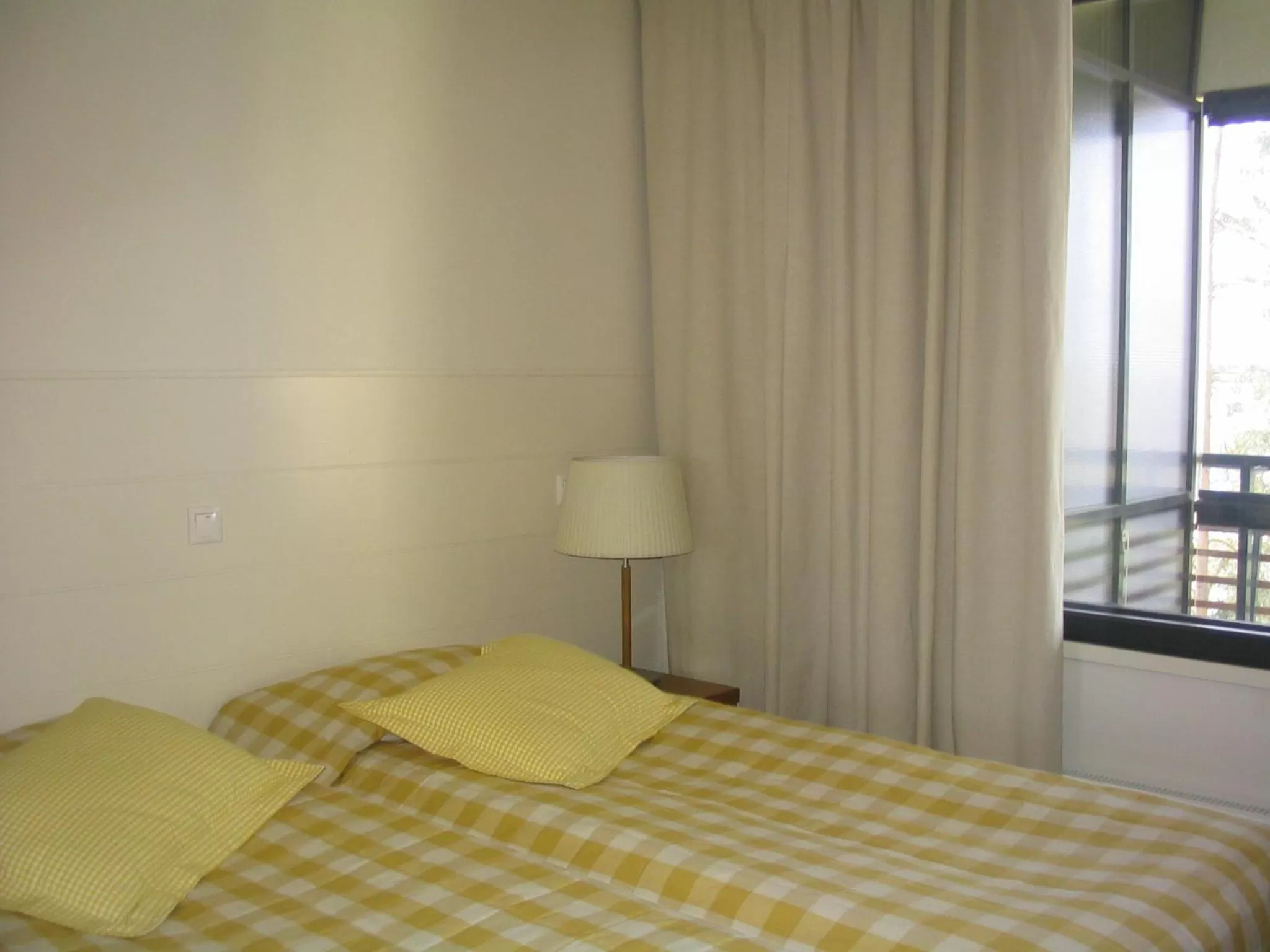 Decorative detail, Bed in Kuortaneen Urheiluopisto