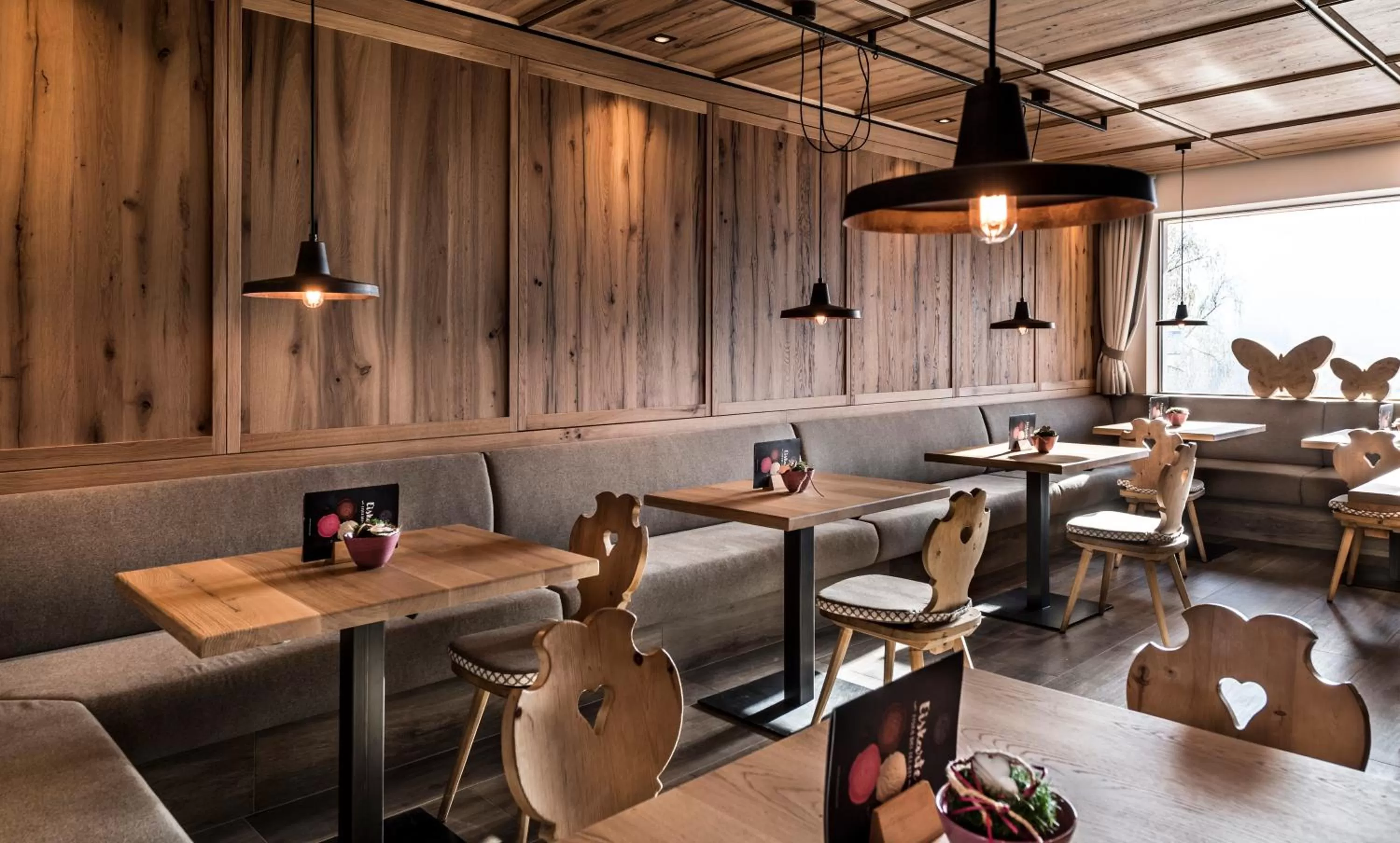 Restaurant/places to eat in Rösslwirt