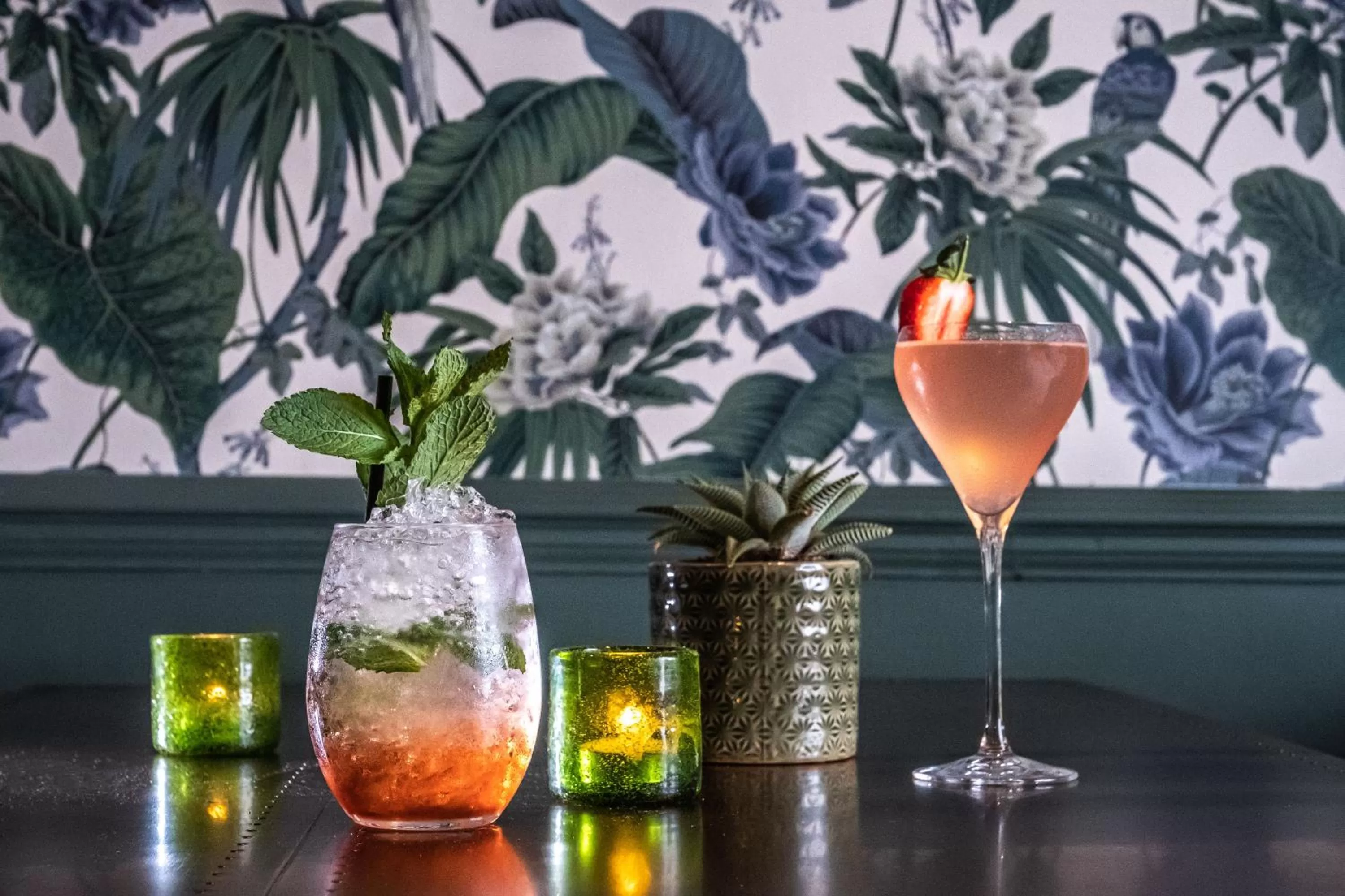 Restaurant/places to eat in The Black Lion, Long Melford