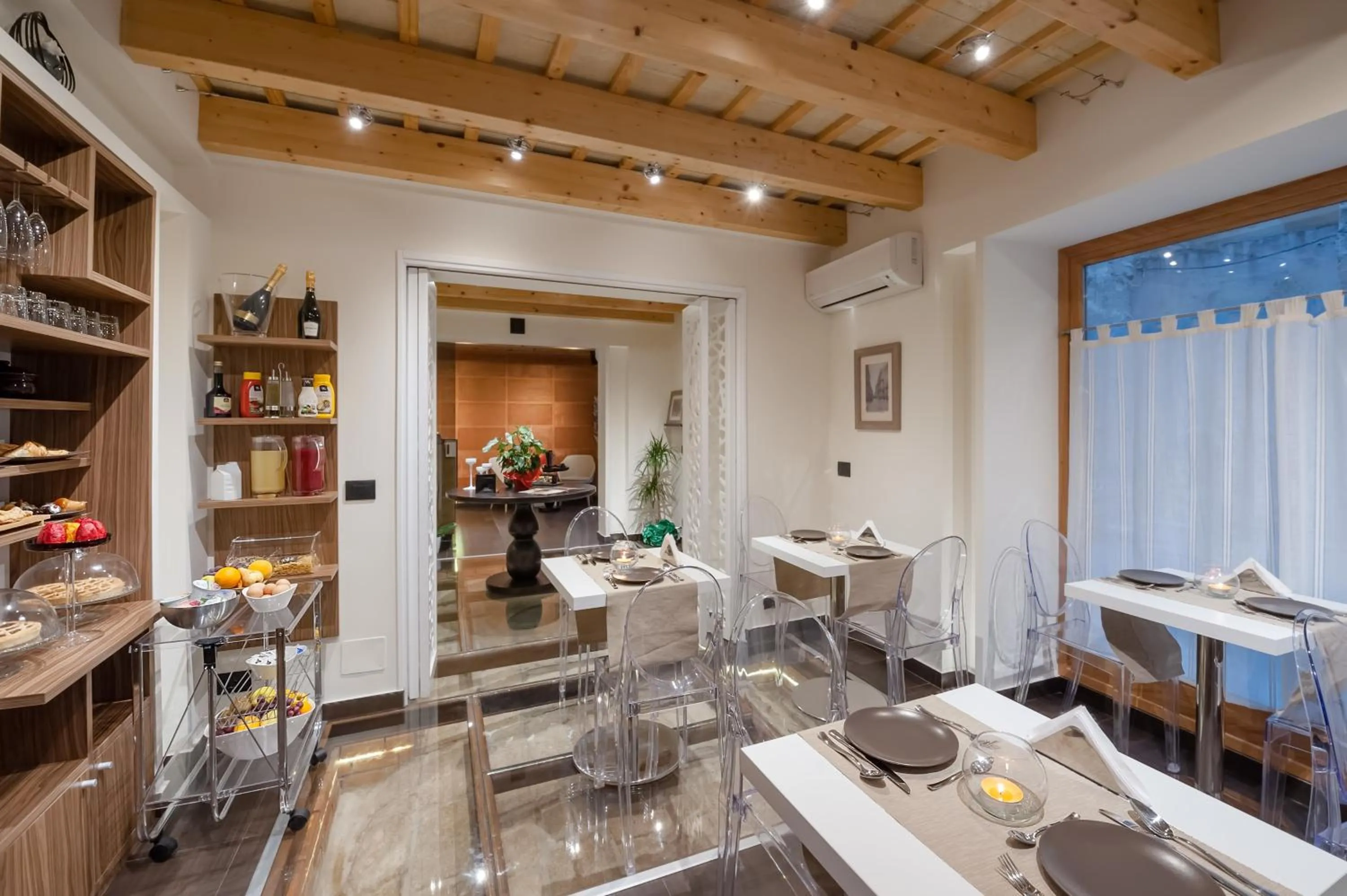 Seating area in Hotel Trapani In