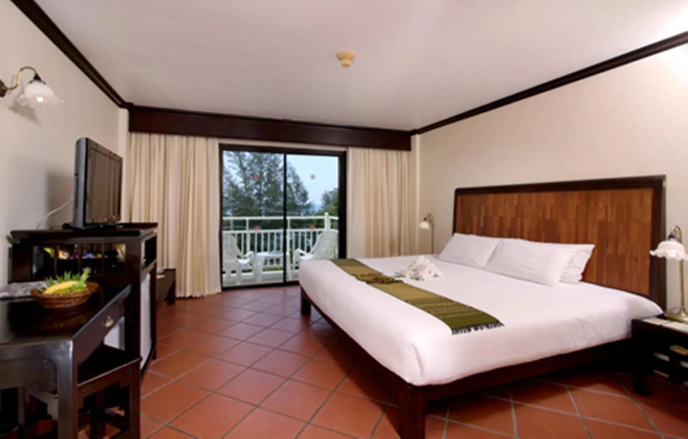 Photo of the whole room, Bed in The Front Village - SHA Plus