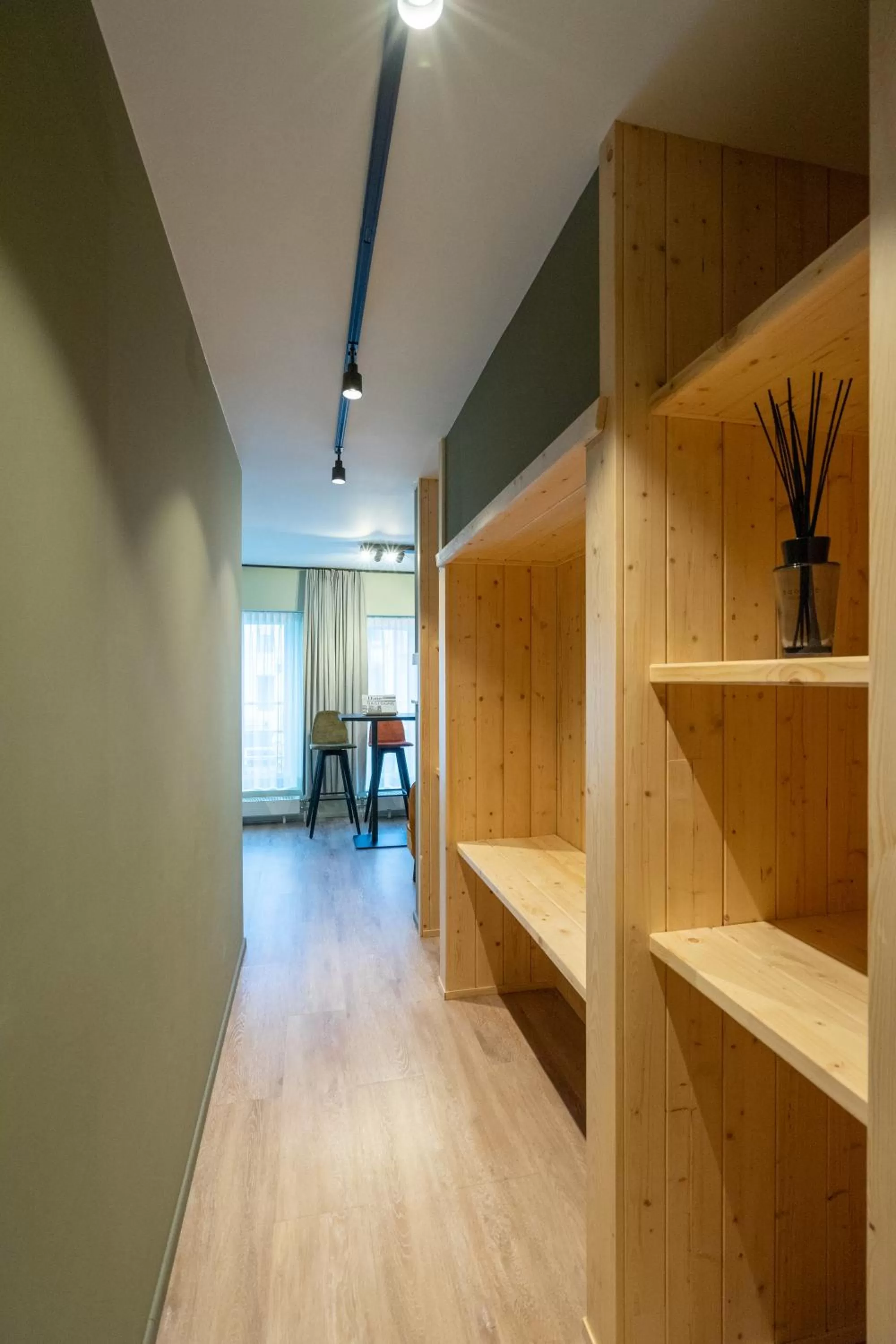 hair dresser in Appart hôtel En Ville