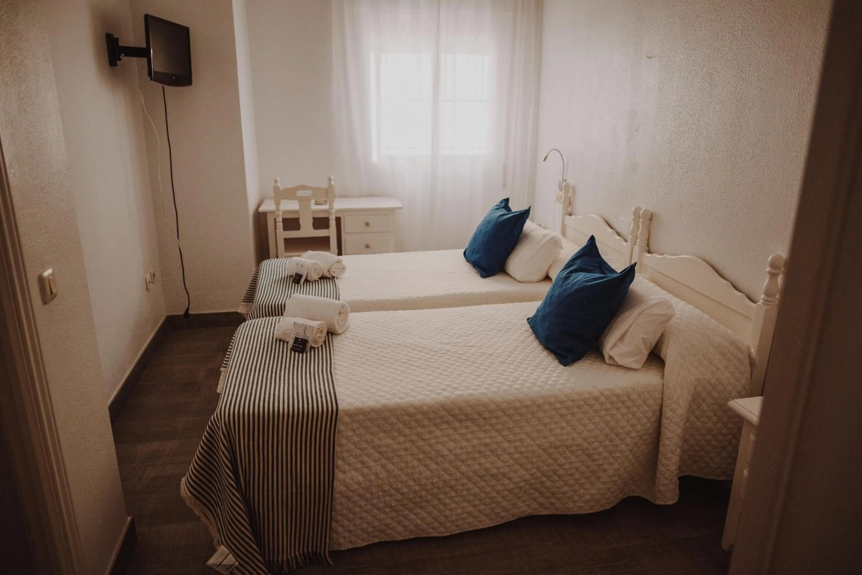 Photo of the whole room, Bed in Hotel Nuro