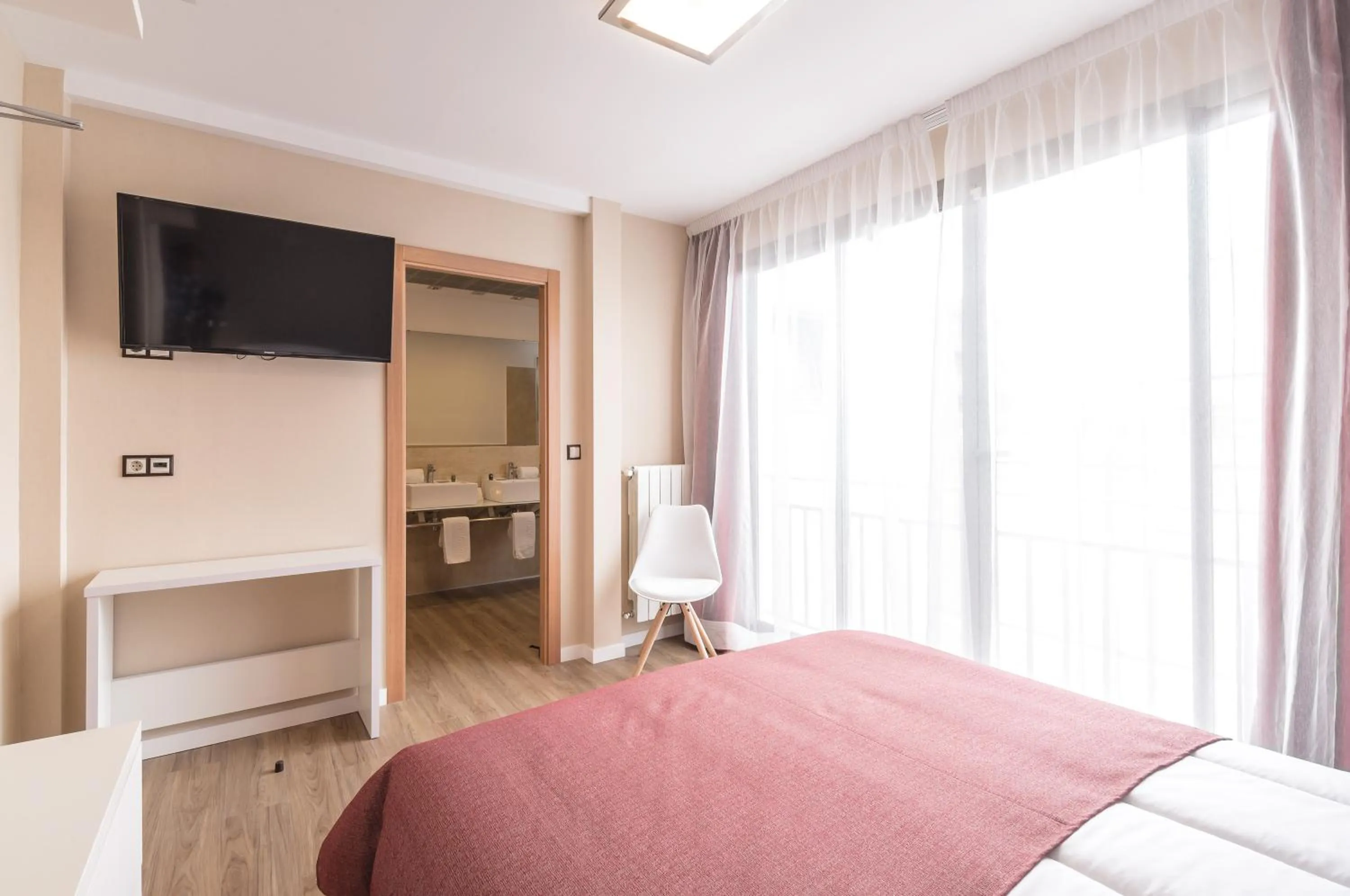 Decorative detail, Bed in La Lonja