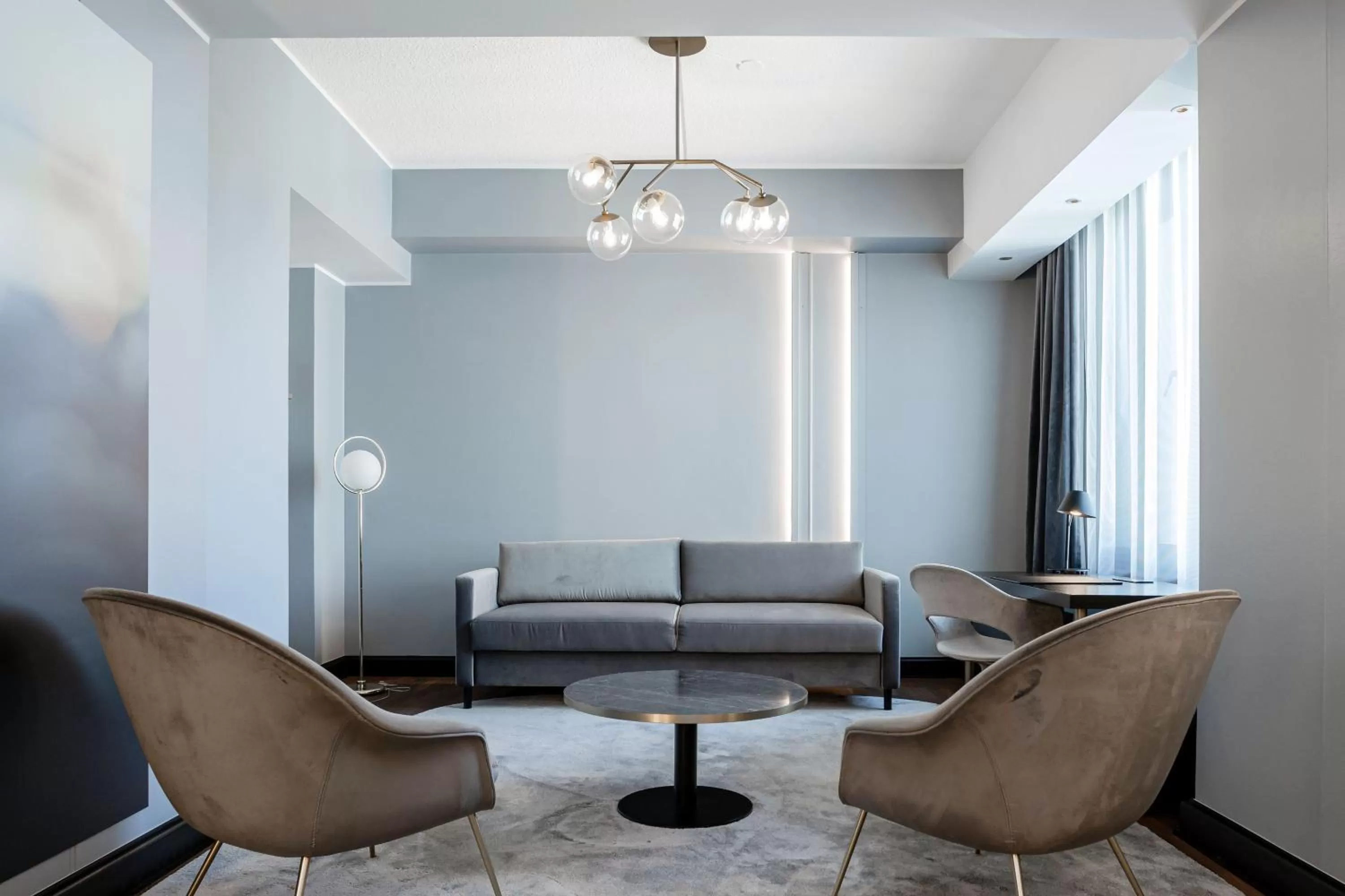 Photo of the whole room in Crowne Plaza Helsinki - Hesperia by IHG