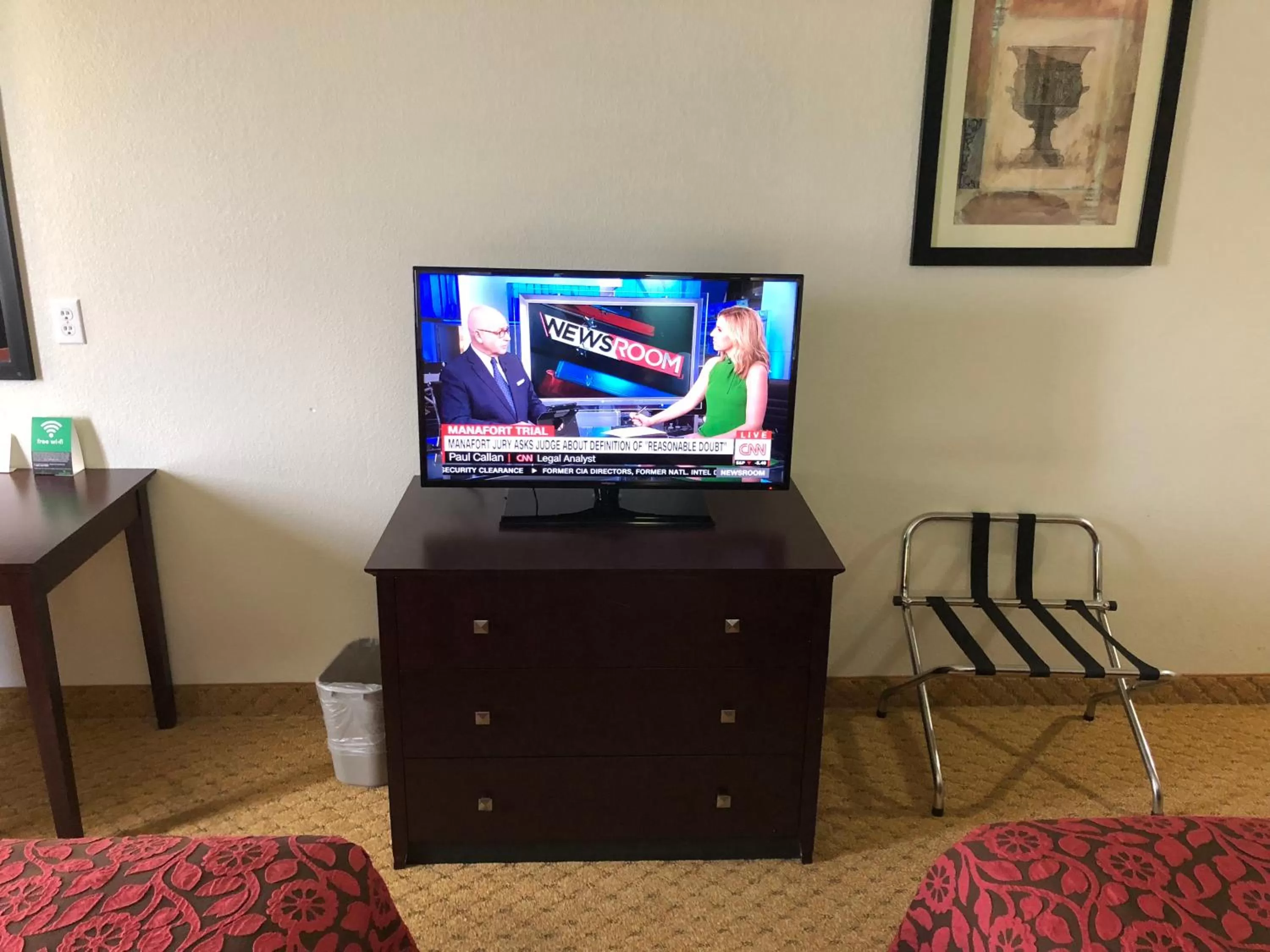 TV and multimedia in Days Inn & Suites by Wyndham Conroe North