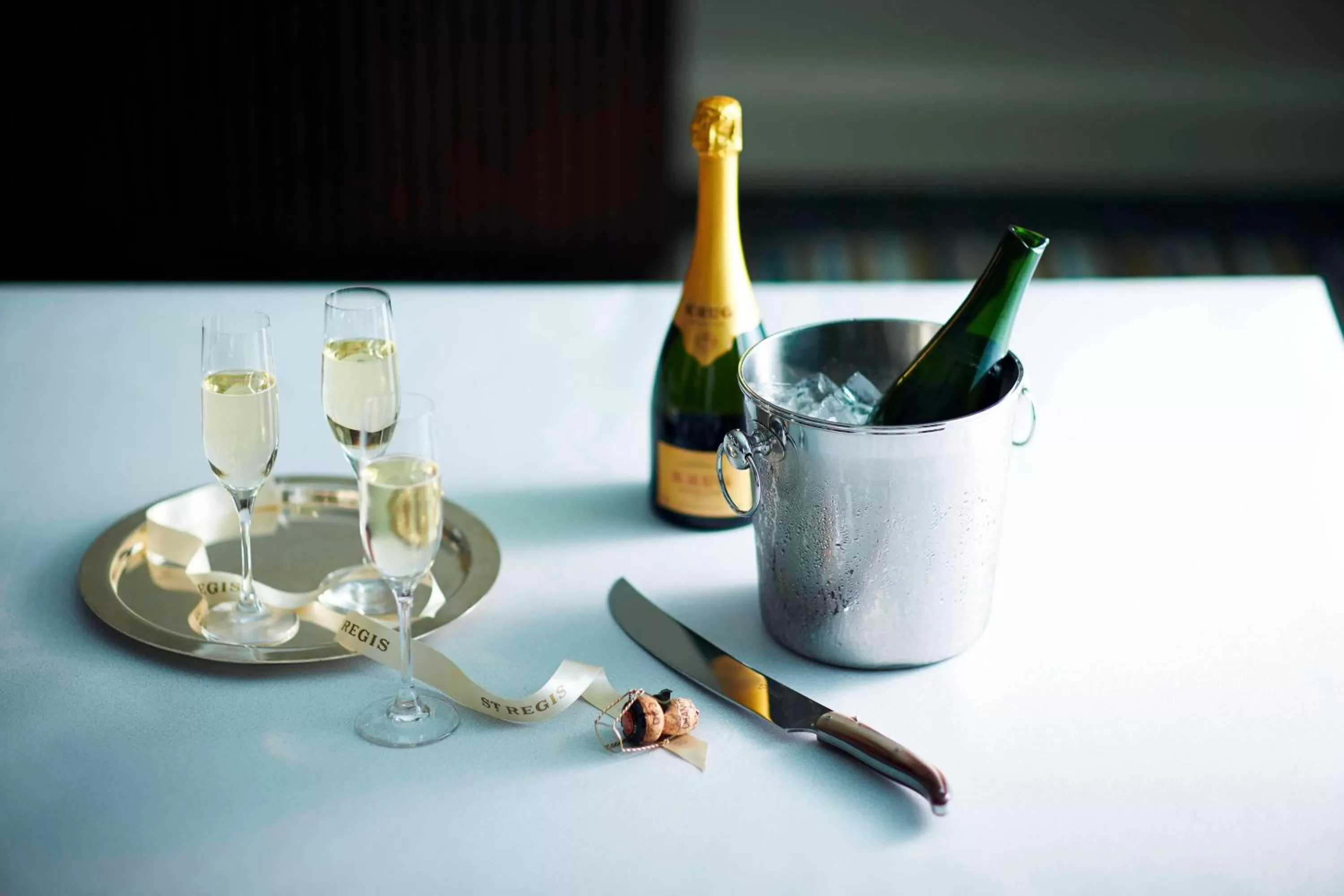 Restaurant/places to eat in The St. Regis Osaka