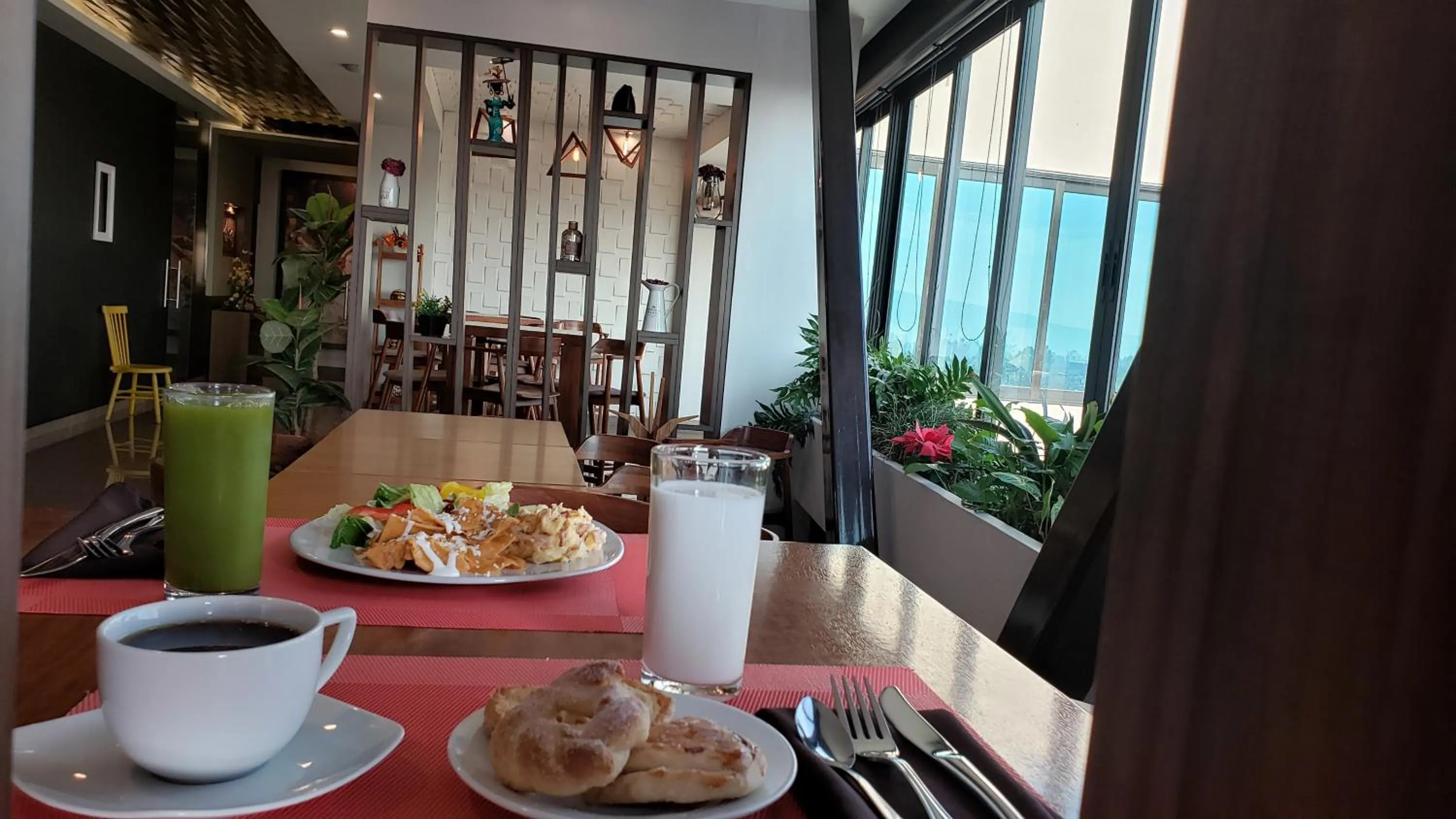 Terrass Hotel Zamora