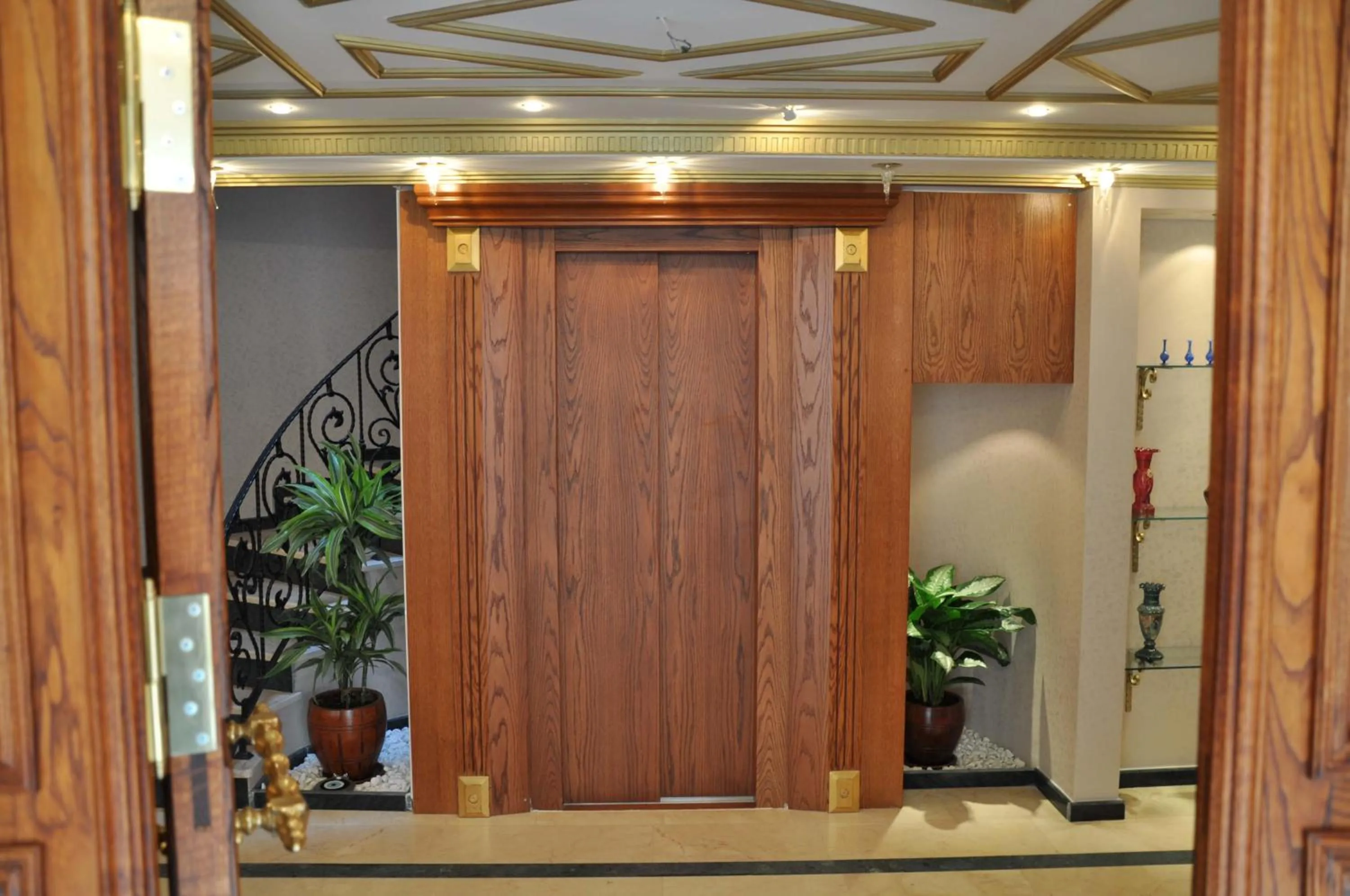 Aruna Boutique Hotel