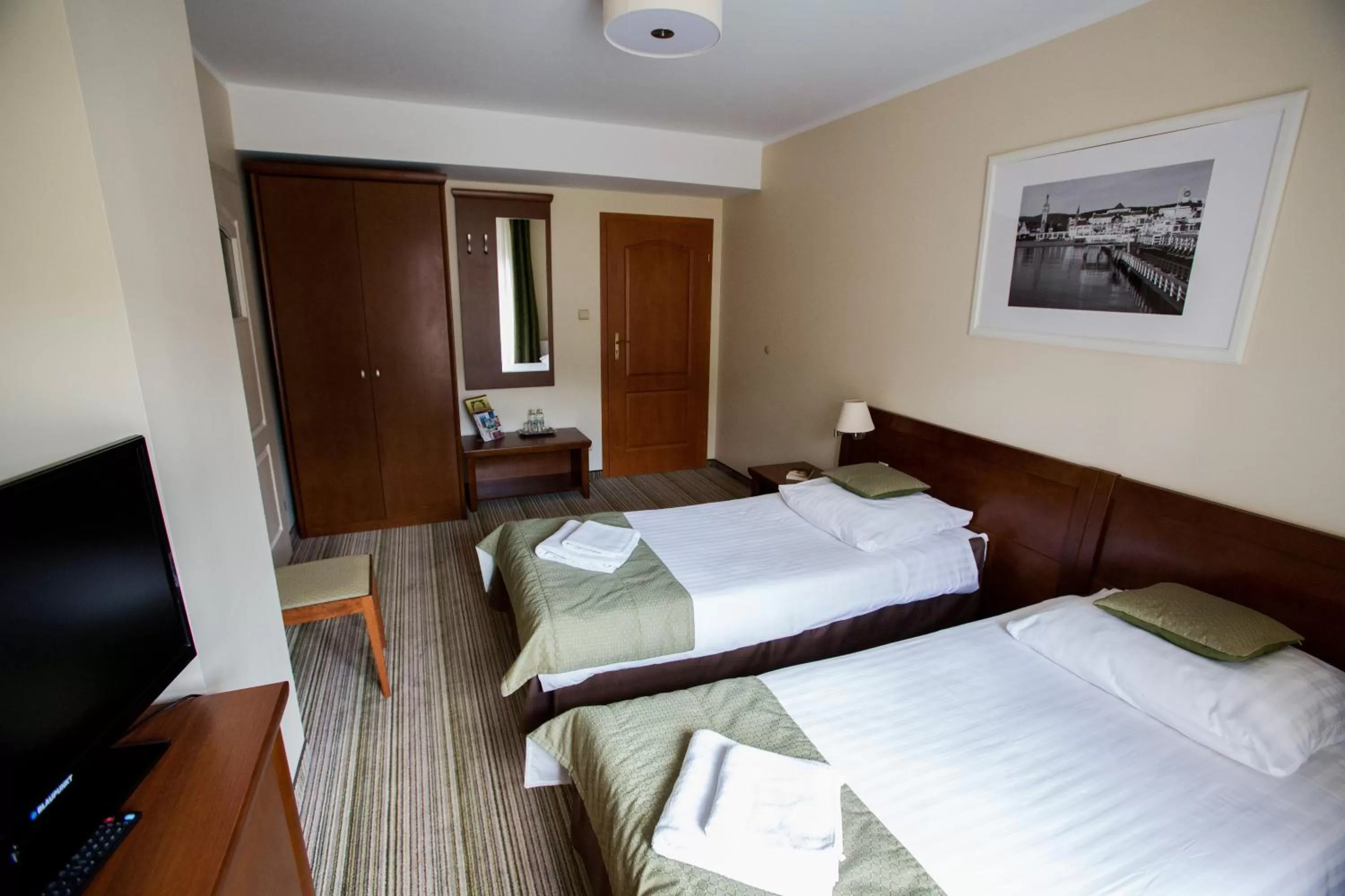 Bedroom, Bed in Villa Palladium