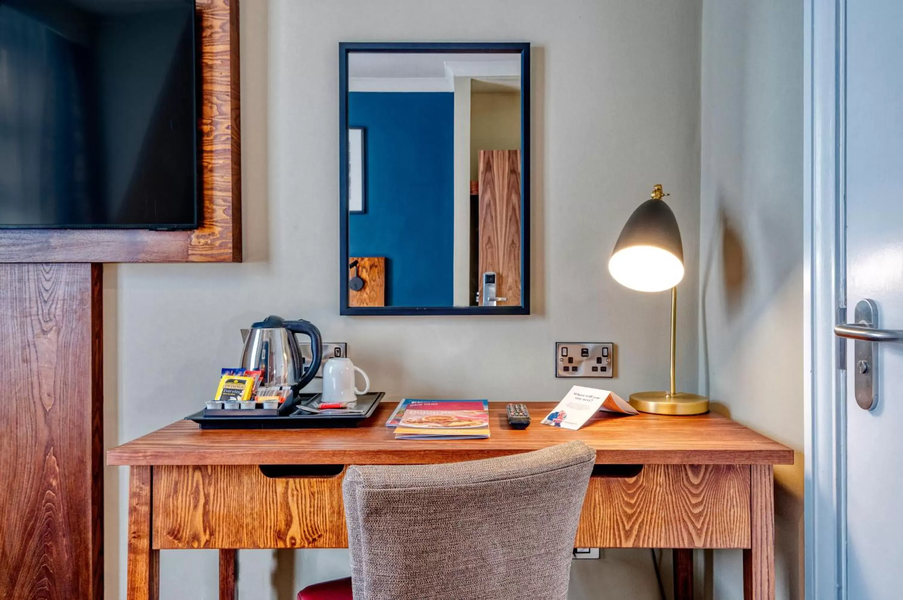 Single Room in Toby Carvery Edinburgh West by Innkeeper's Collection Single Room in Toby Carvery Edinburgh West by Innkeeper's Collection