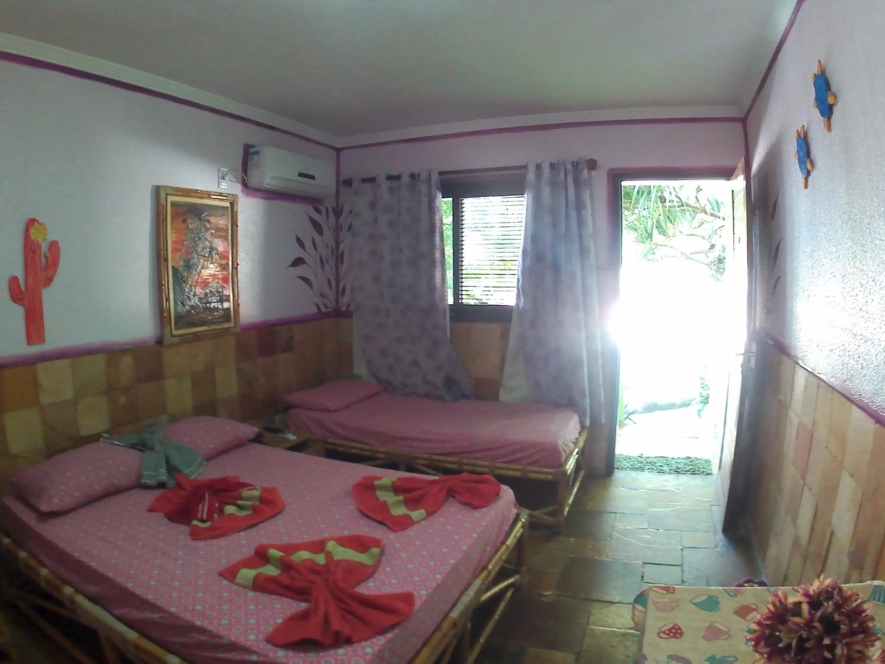 Kitchen or kitchenette, Bed in Bamboo Flat