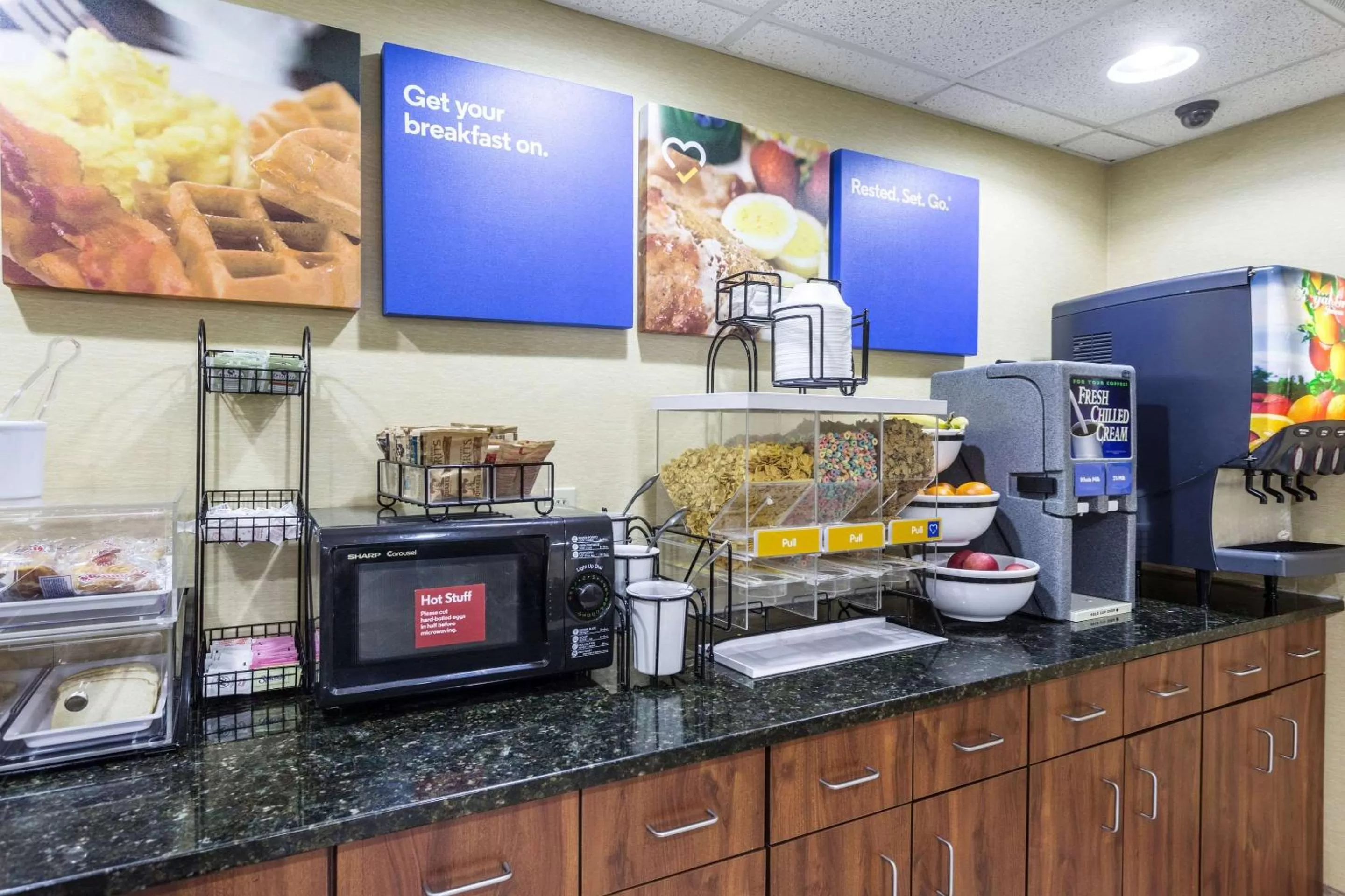 Restaurant/places to eat in Comfort Inn Decatur Priceville