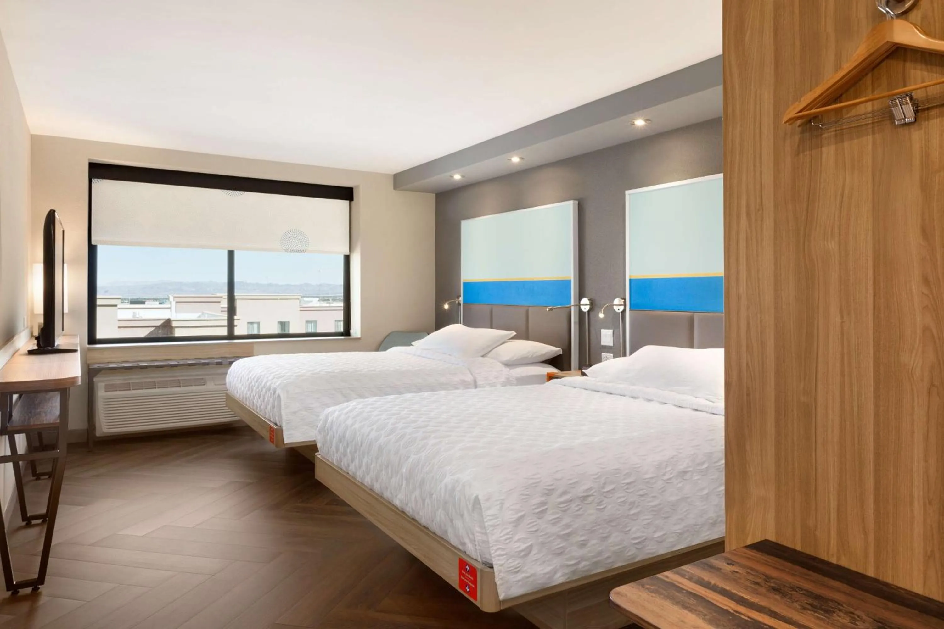 Bedroom, Bed in Tru By Hilton Las Vegas Airport NV