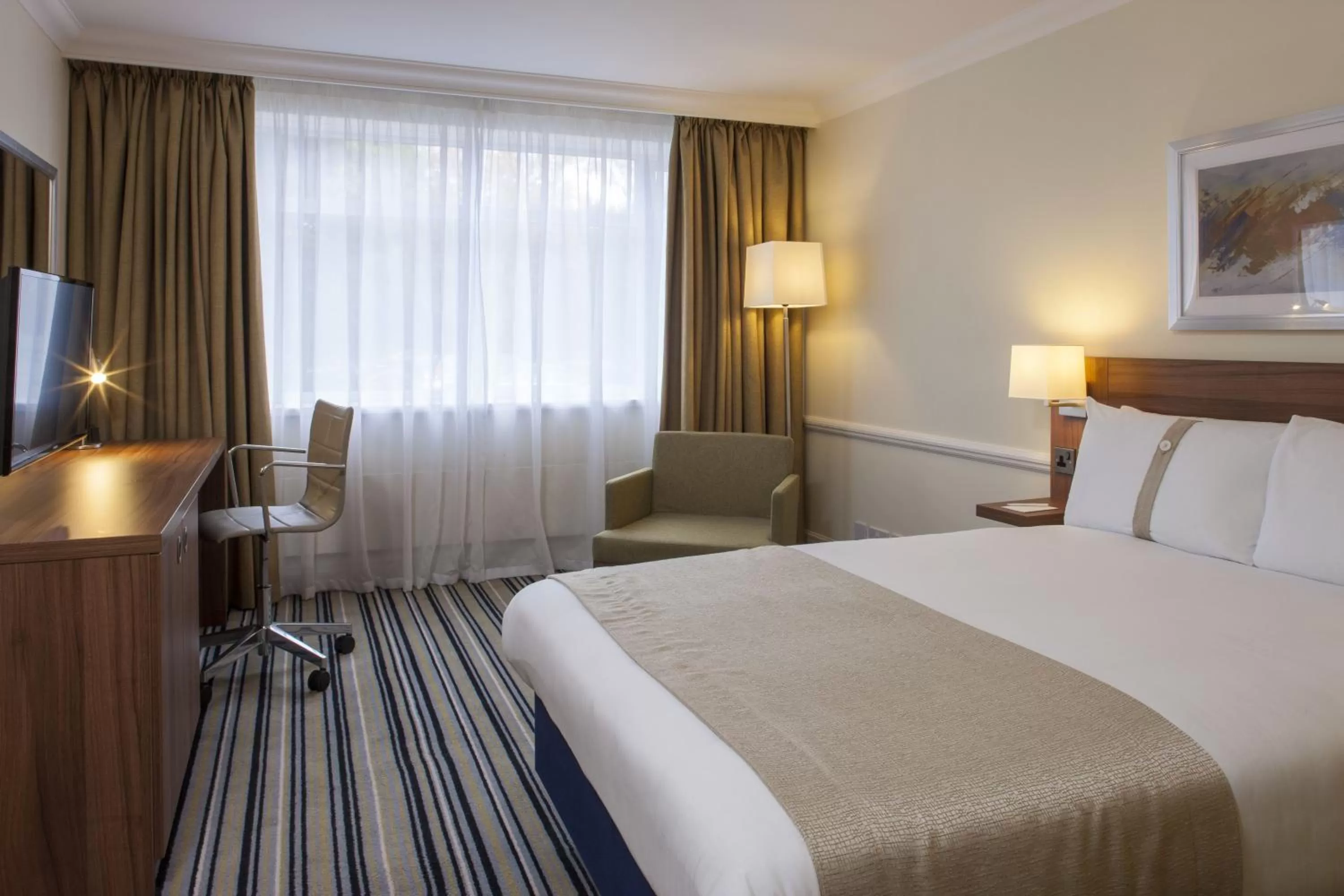 King Room in Holiday Inn Taunton M5, Jct25, an IHG Hotel