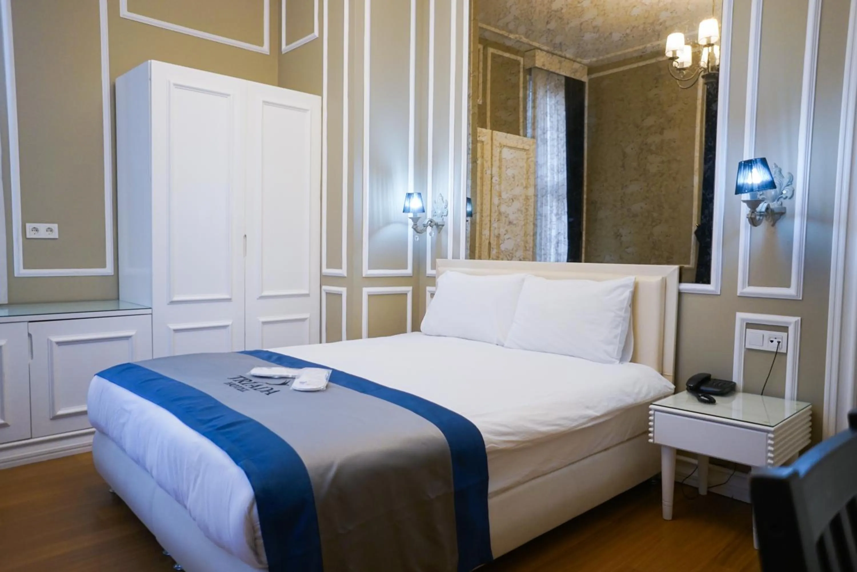 Bed in Triada Hotel Taksim - Special Category
