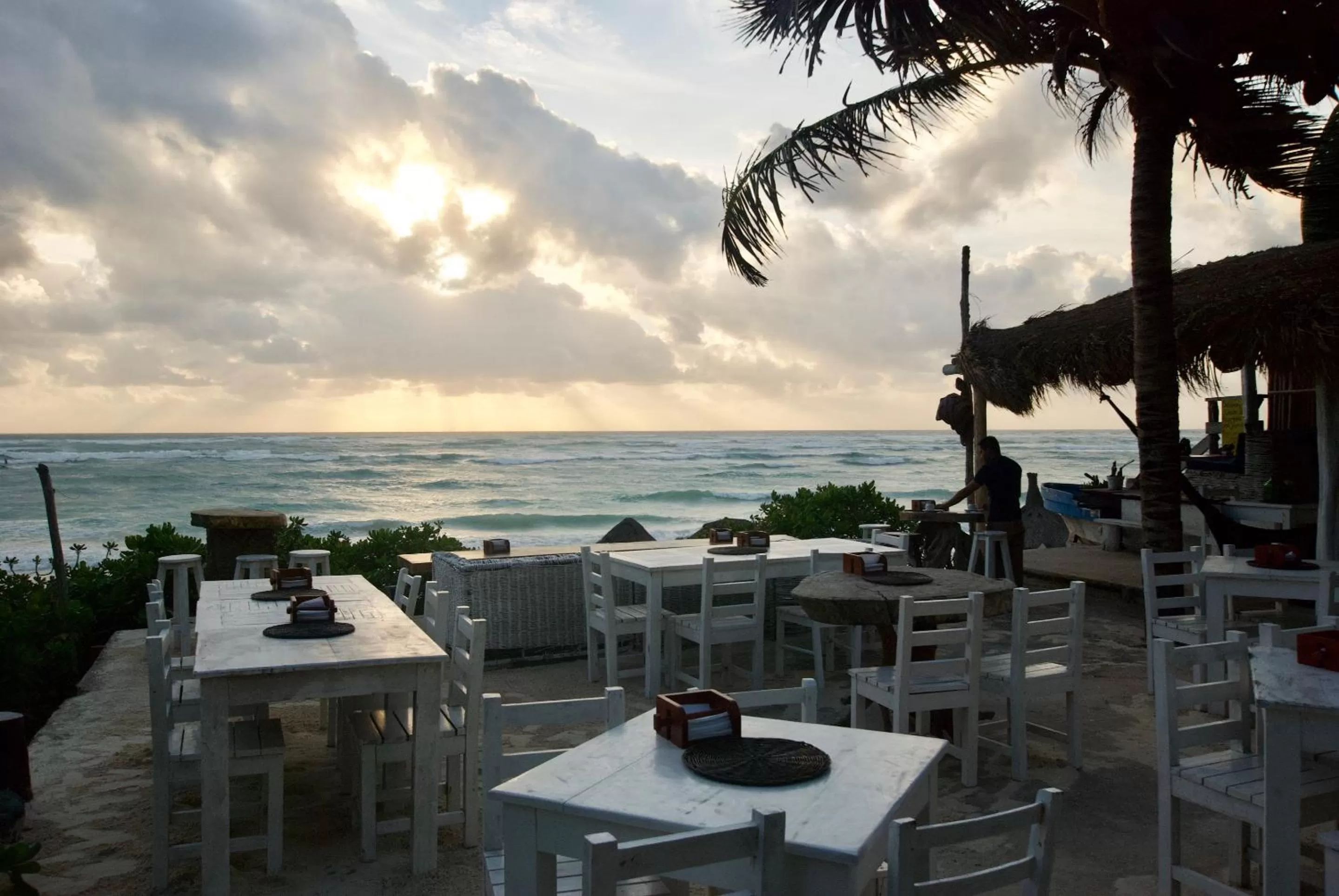 Restaurant/Places to Eat in Hotel Zulum