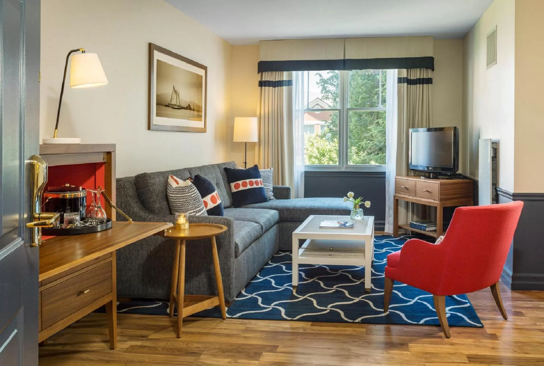 Living room in Portland Harbor Hotel