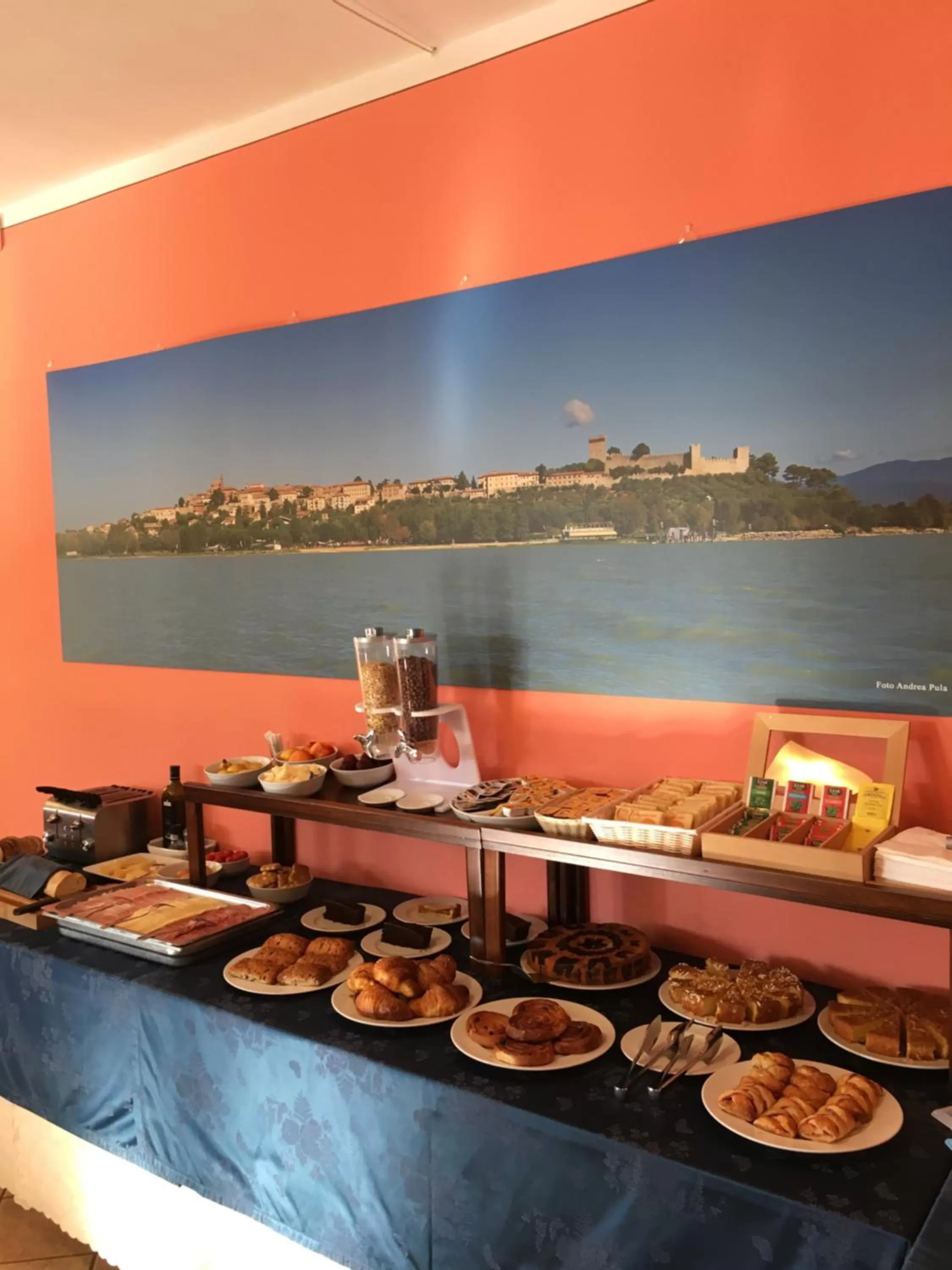 Continental breakfast in Le Macerine