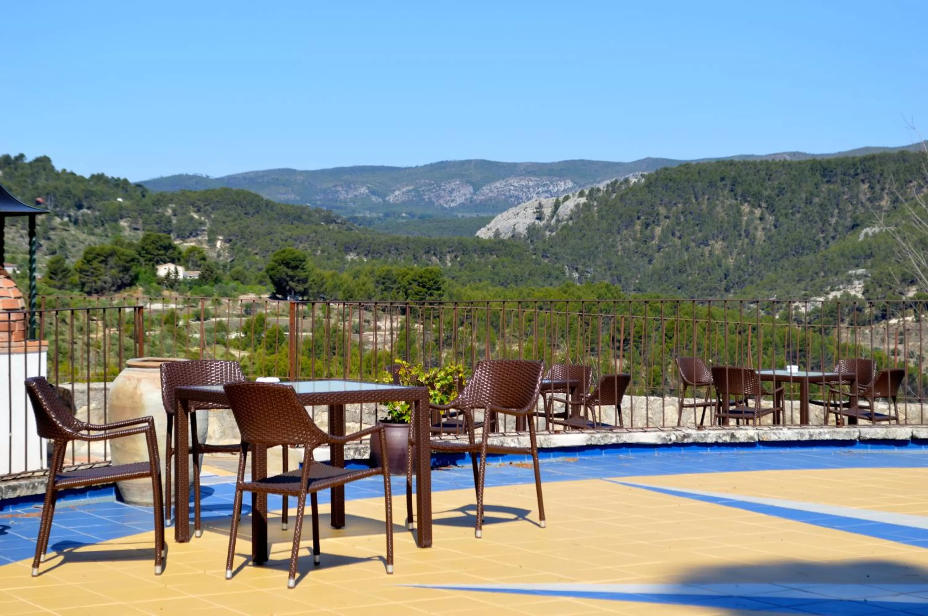 Restaurant/places to eat in Eco Hotel con encanto Masía la Mota B&B