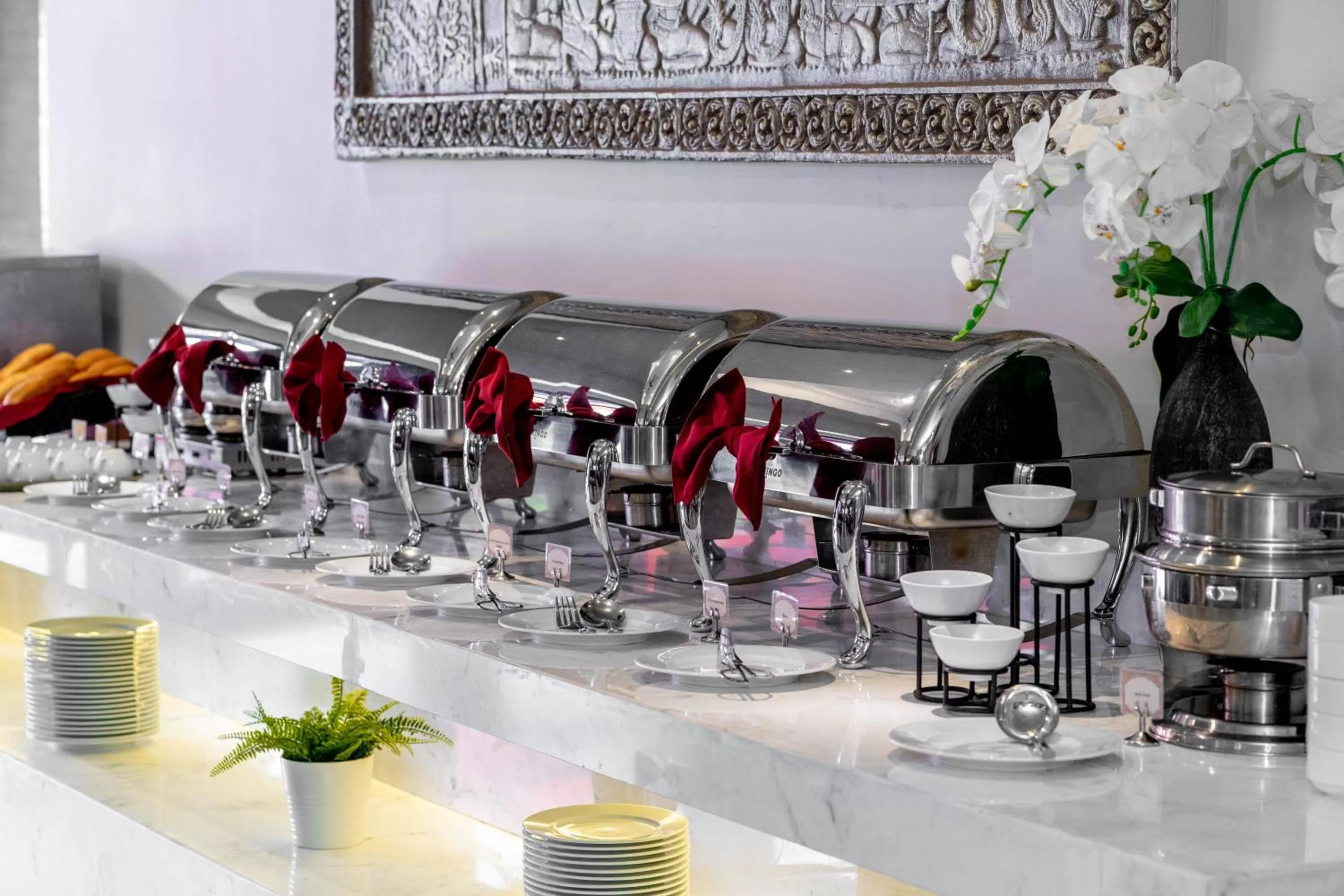 Restaurant/places to eat in Anik Boutique Hotel & Spa on Norodom Blvd