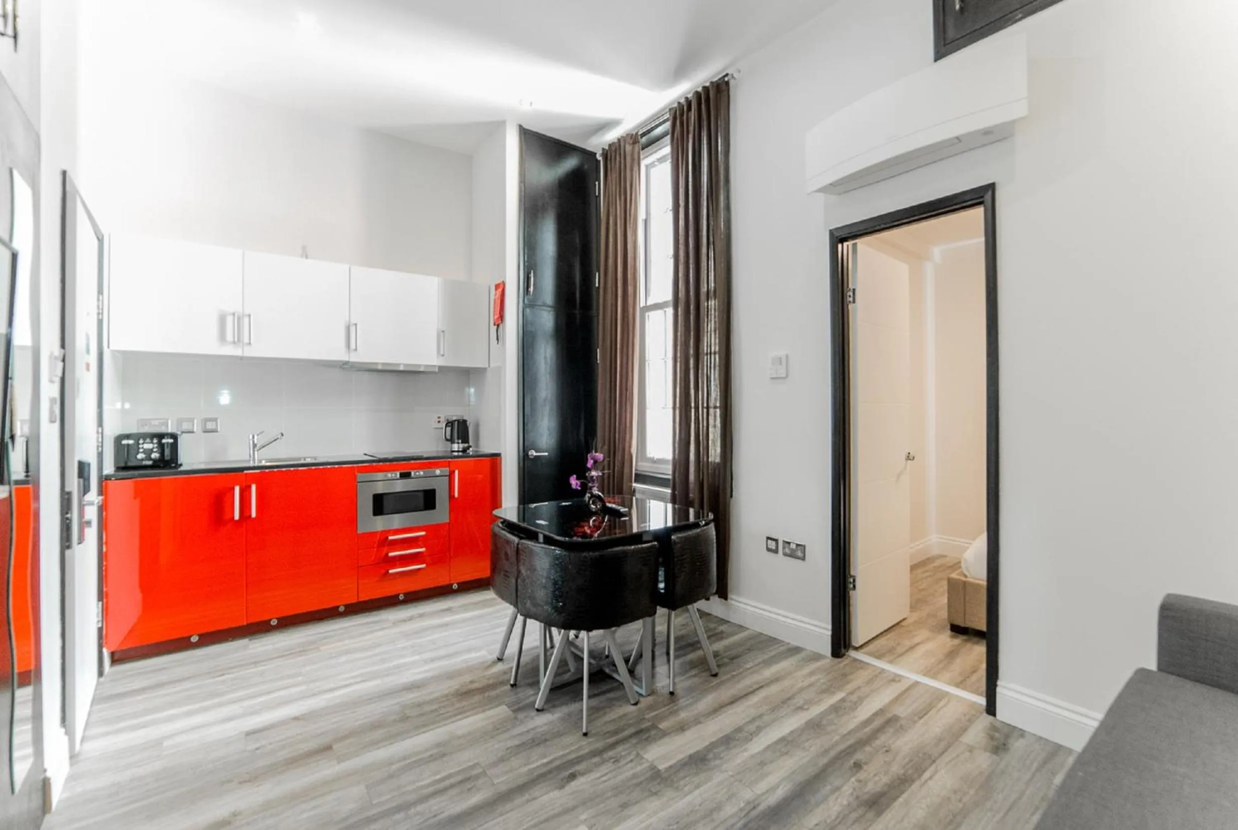 Kitchen or kitchenette in Imperial Court Suites